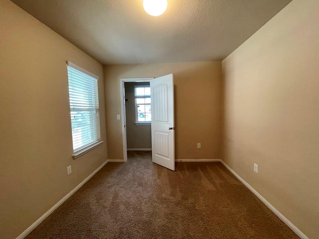 3400 Ortman Dr, Pflugerville, TX 78660