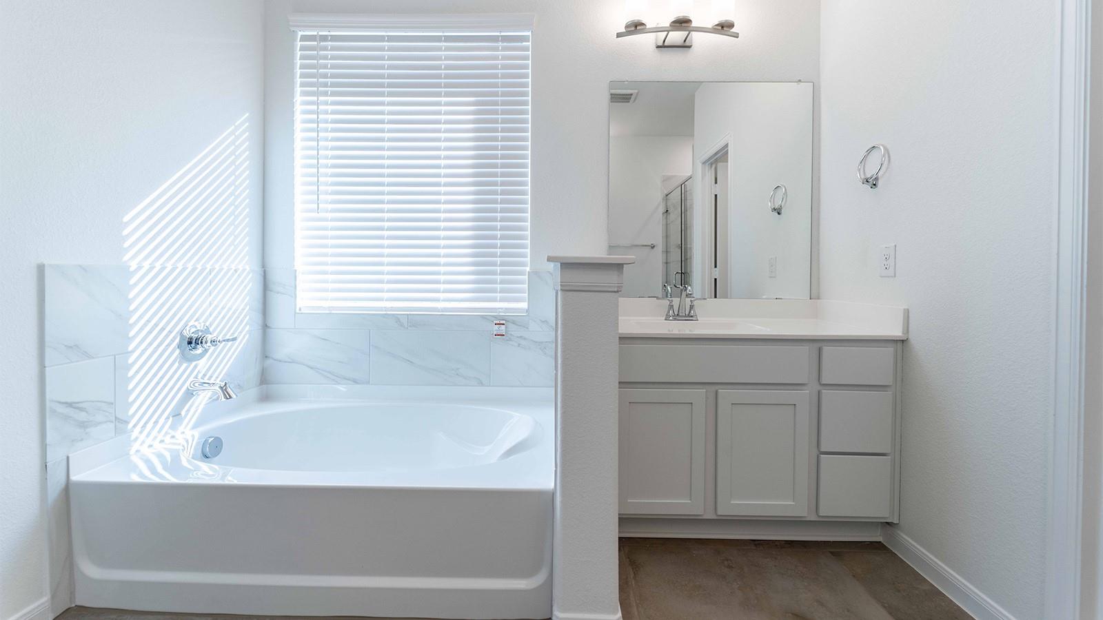 251 Grey Leaf Rd, Buda, TX 78610