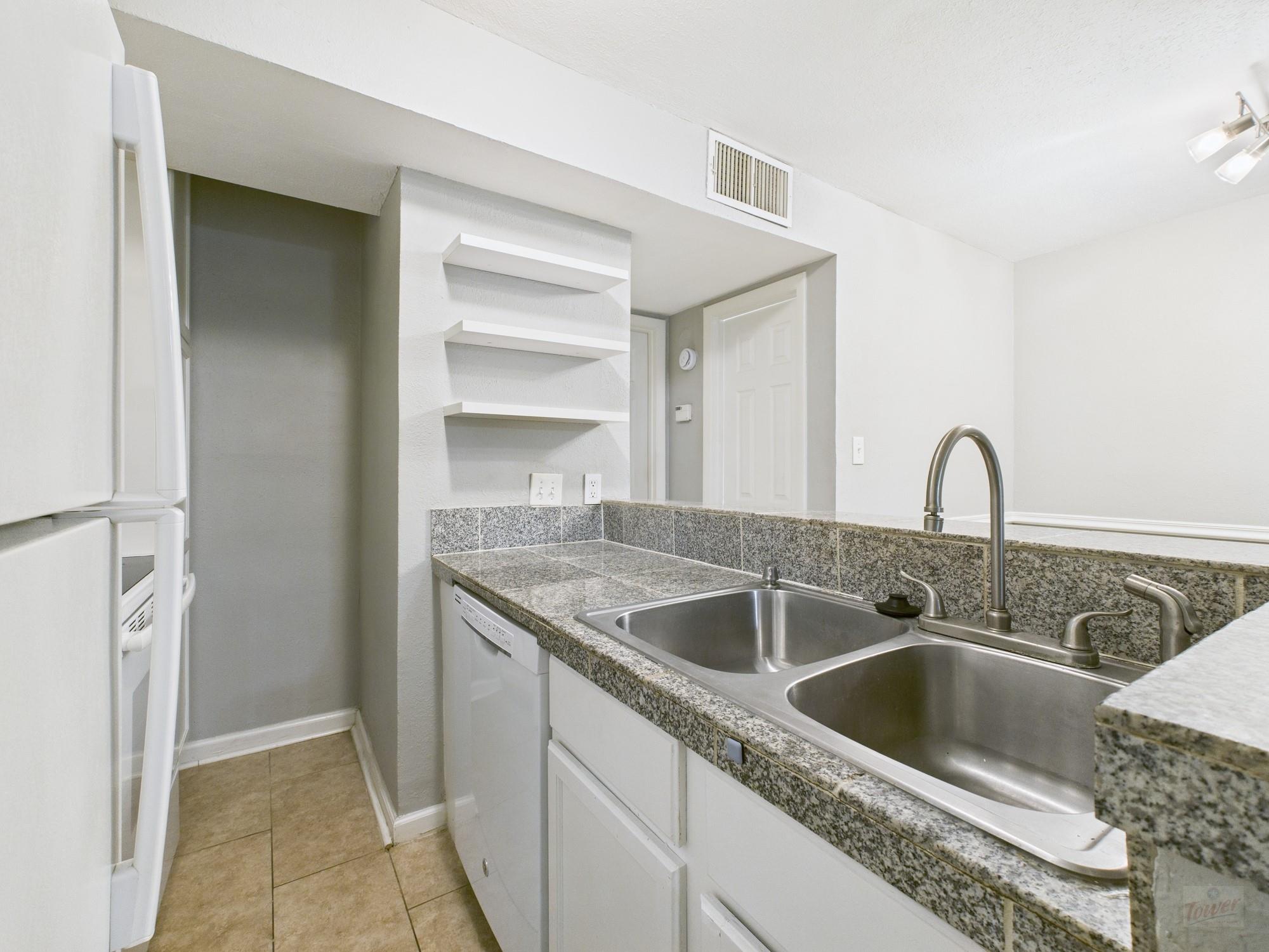 3018 1st St # 109, Austin, TX 78704