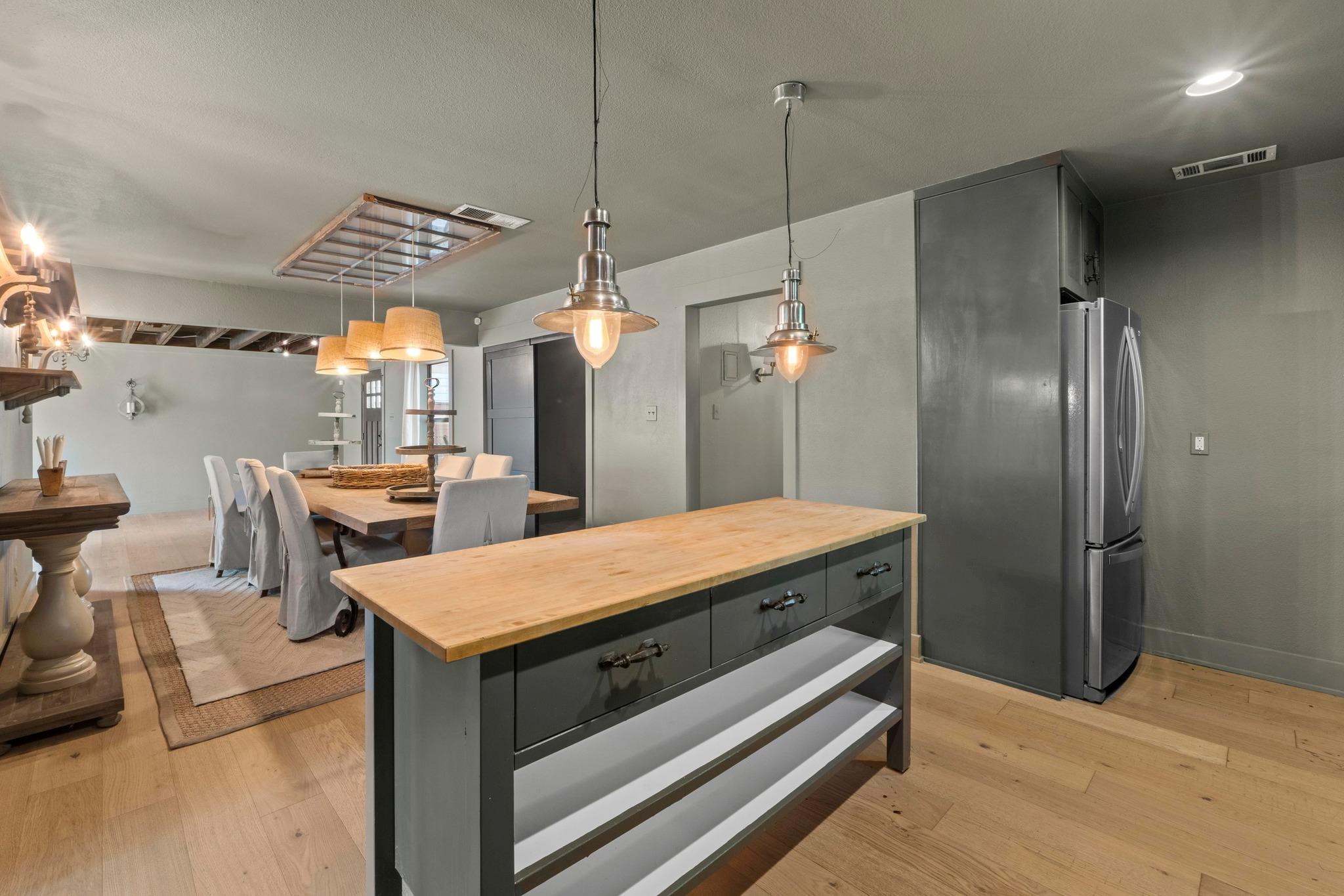 118 Havana St, Austin, TX 78704