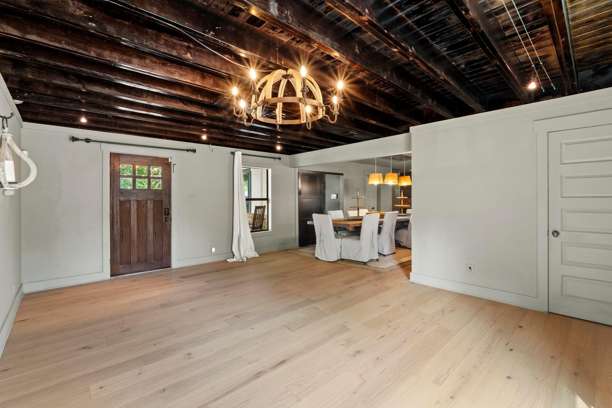 118 Havana St, Austin, TX 78704