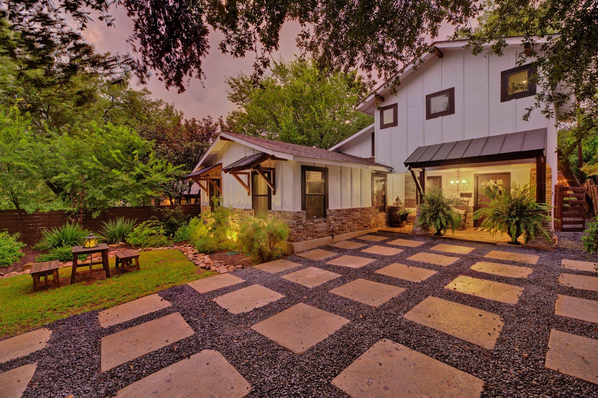 118 Havana St, Austin, TX 78704