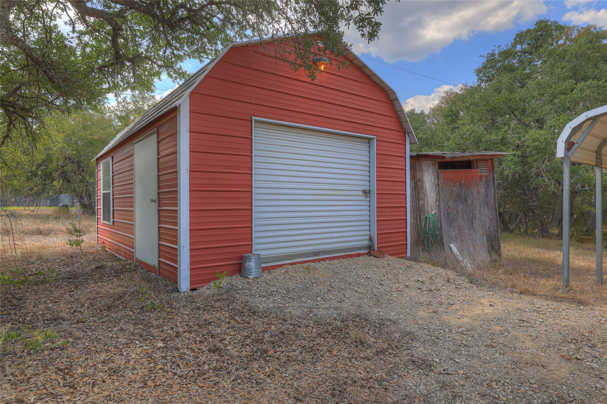 2011 Mustang Ln, San Marcos, TX 78666