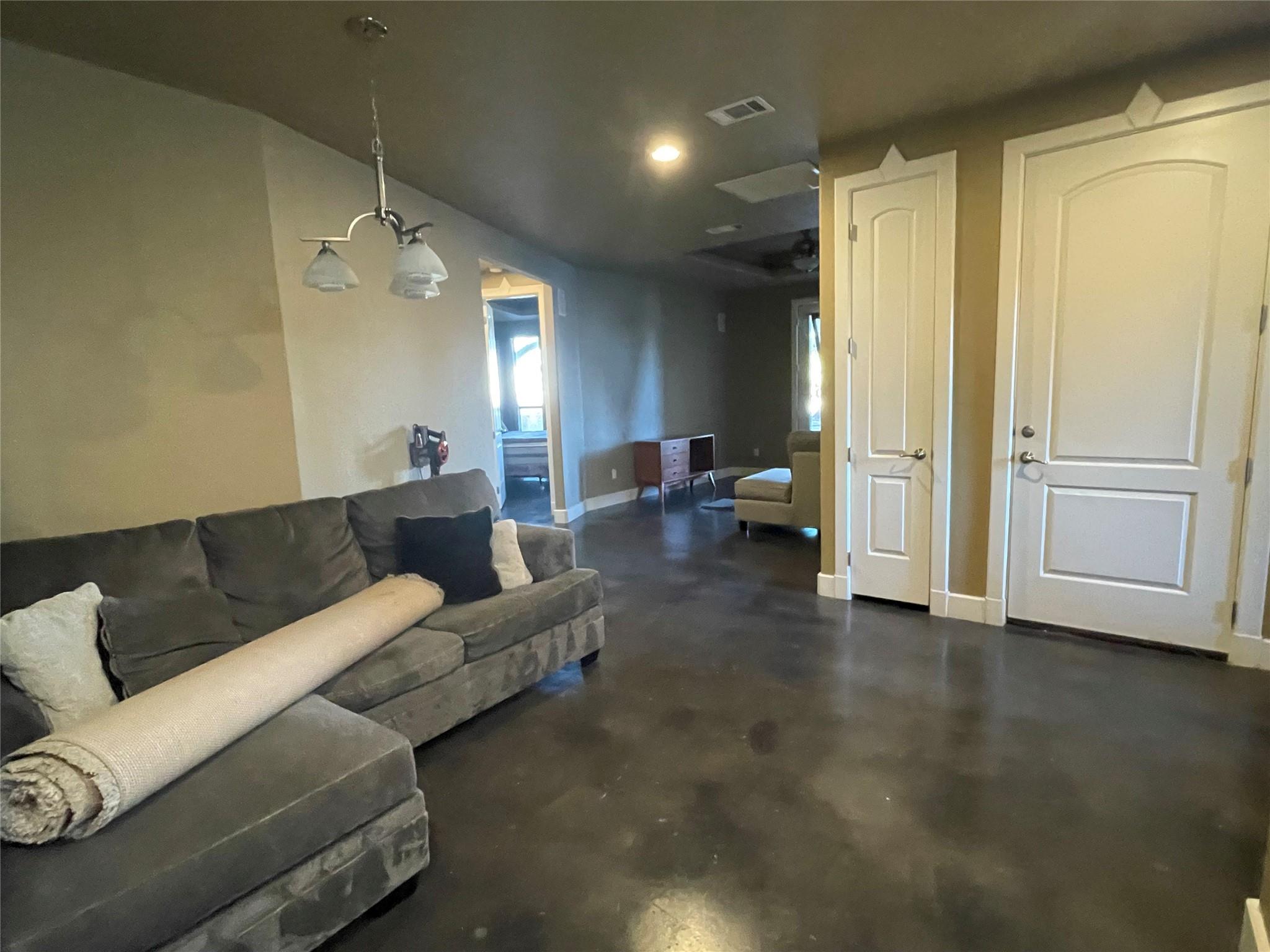 18800 Venture Dr, Point Venture, TX 78645