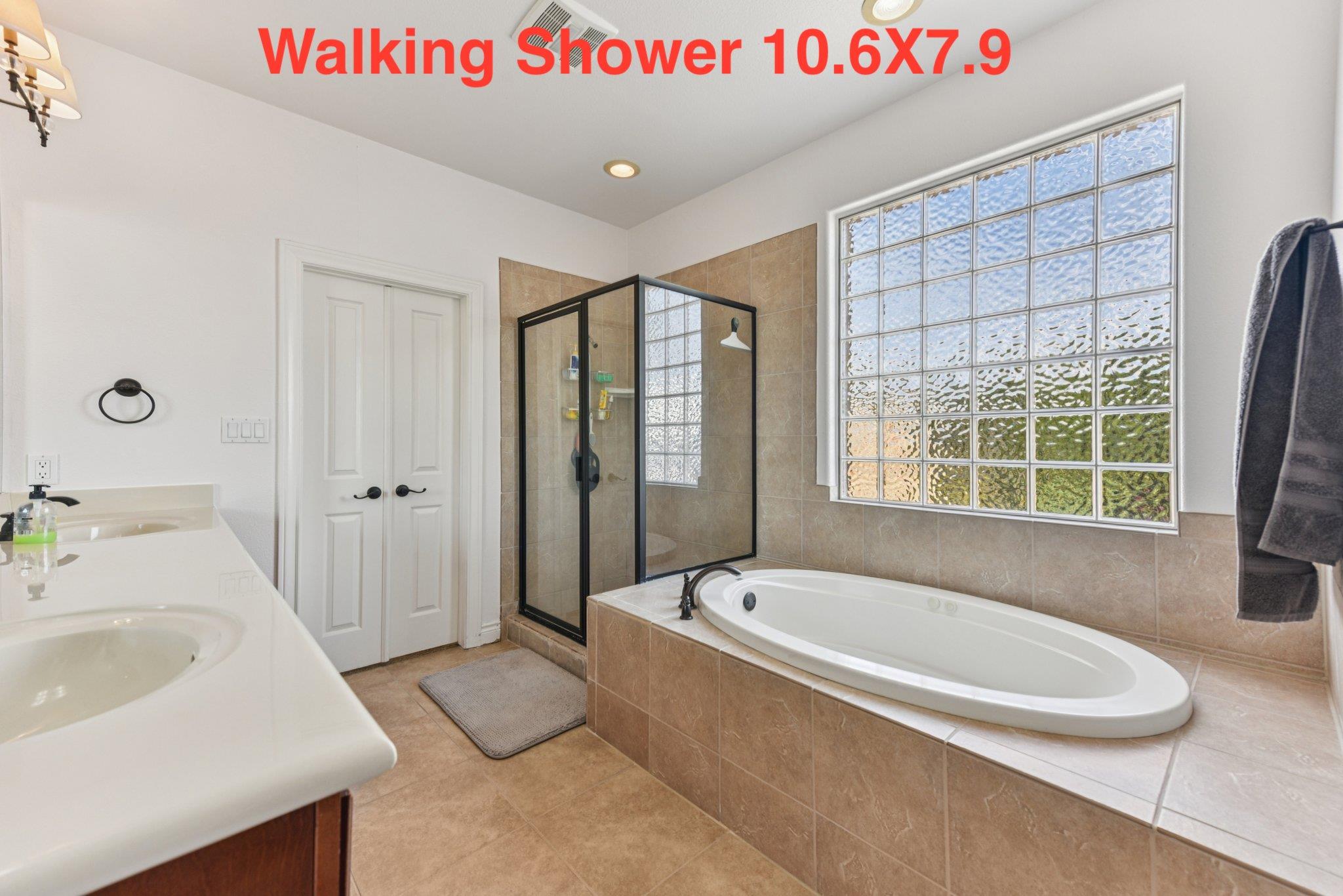 302 High Plains Dr, Dripping Springs, TX 78620