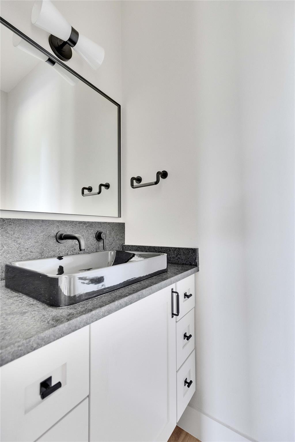 1937 E 38th 1/2 St # A, Austin, TX 78723