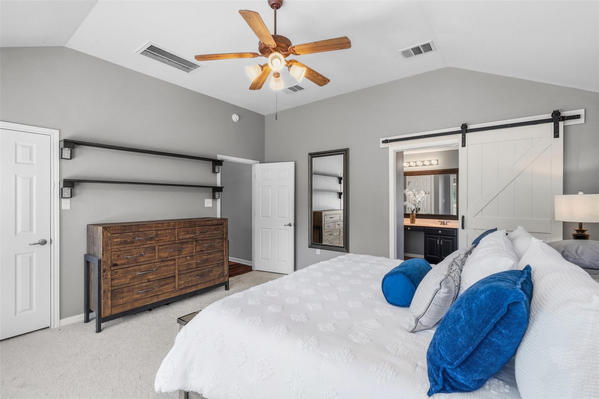 309 Golden Eagle Ln, Leander, TX 78641