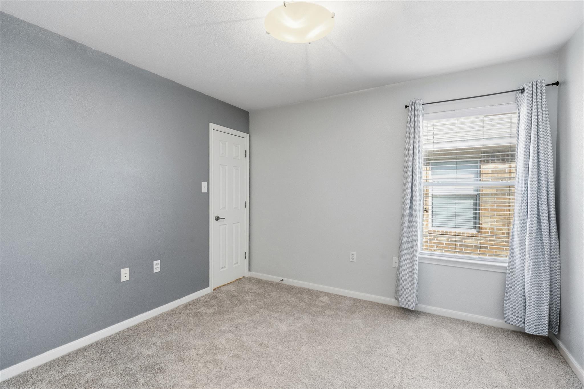 309 Golden Eagle Ln, Leander, TX 78641