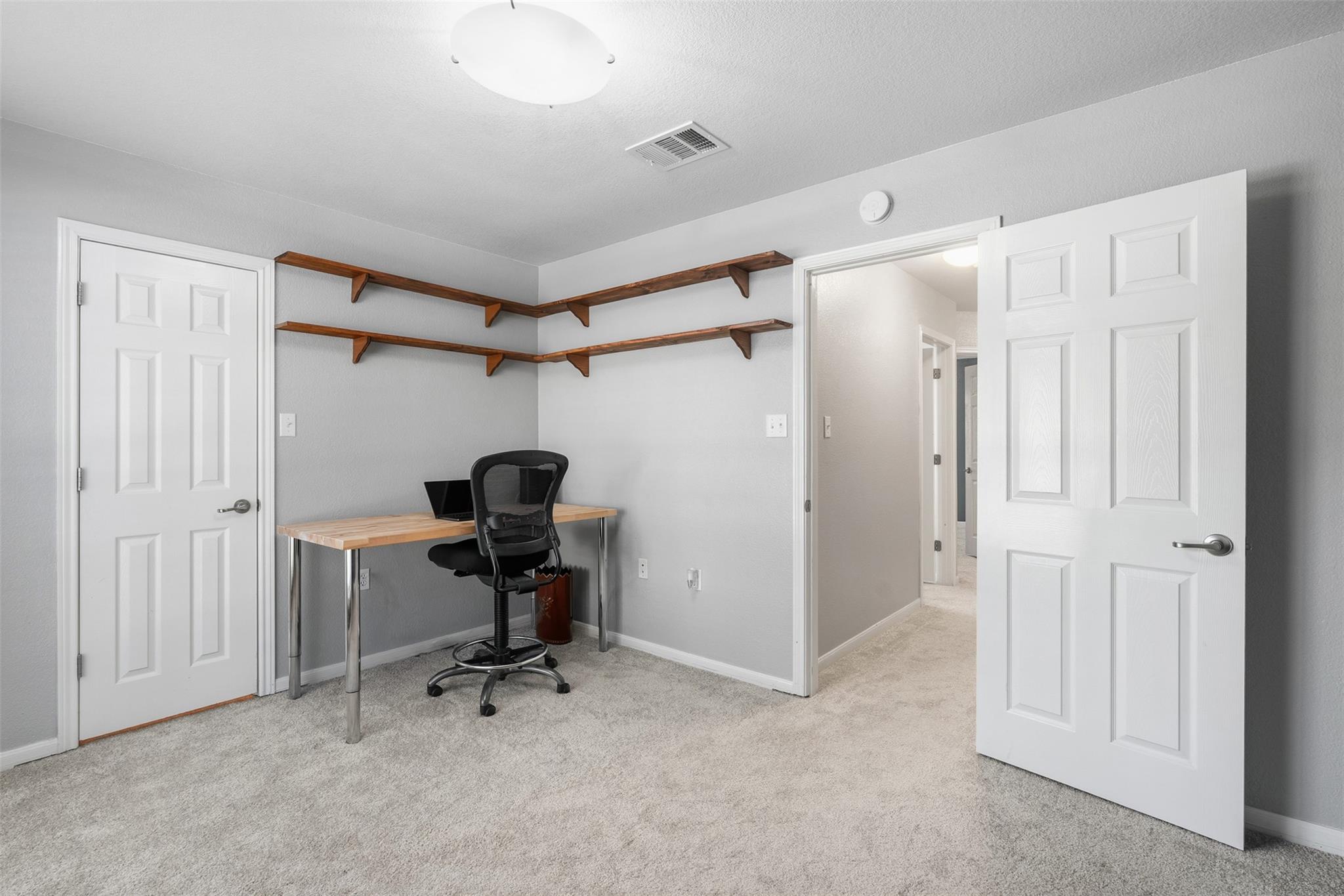 309 Golden Eagle Ln, Leander, TX 78641