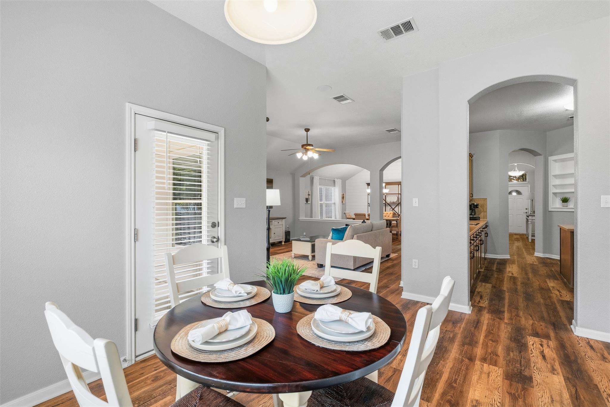 309 Golden Eagle Ln, Leander, TX 78641