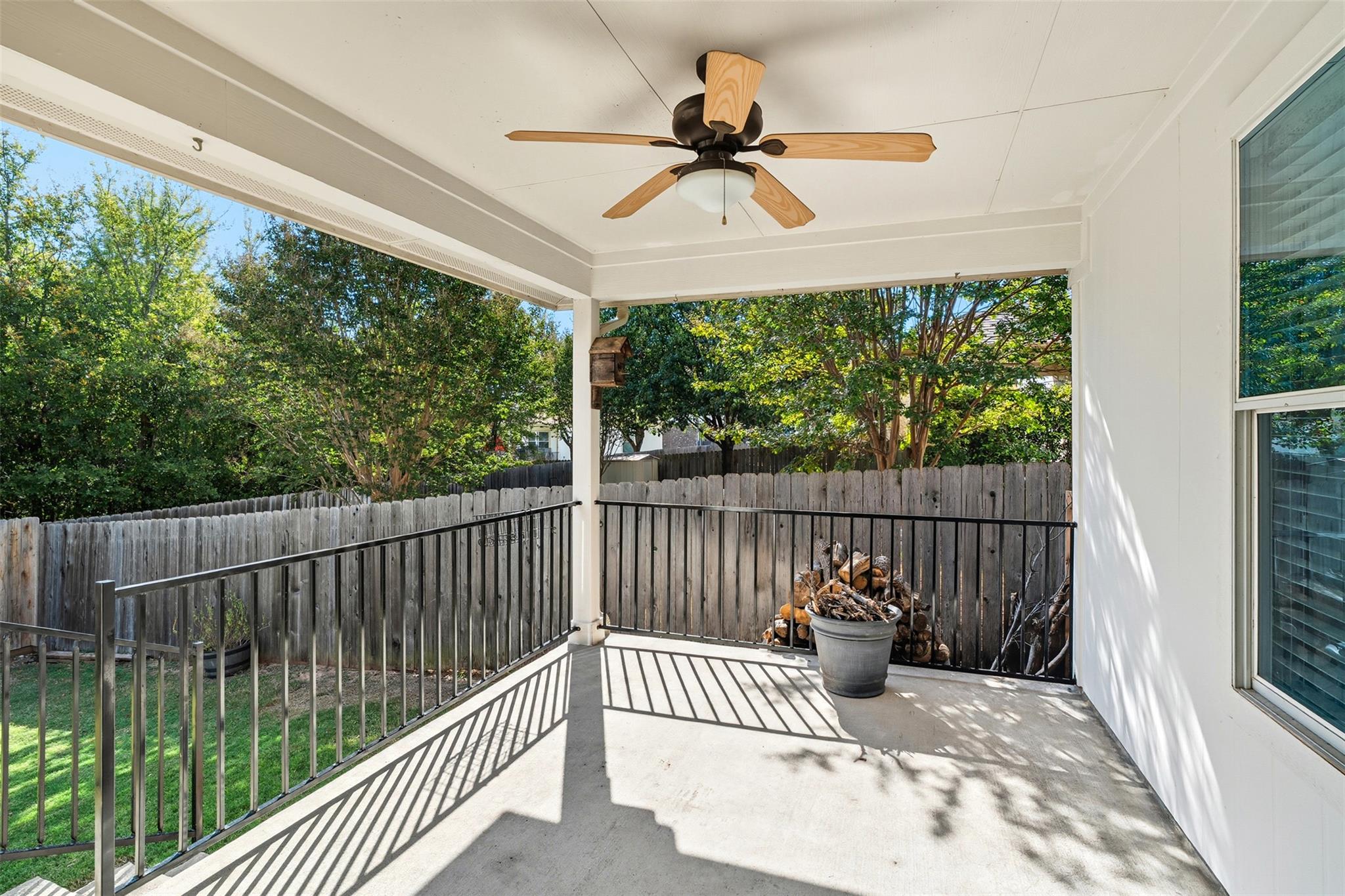 309 Golden Eagle Ln, Leander, TX 78641