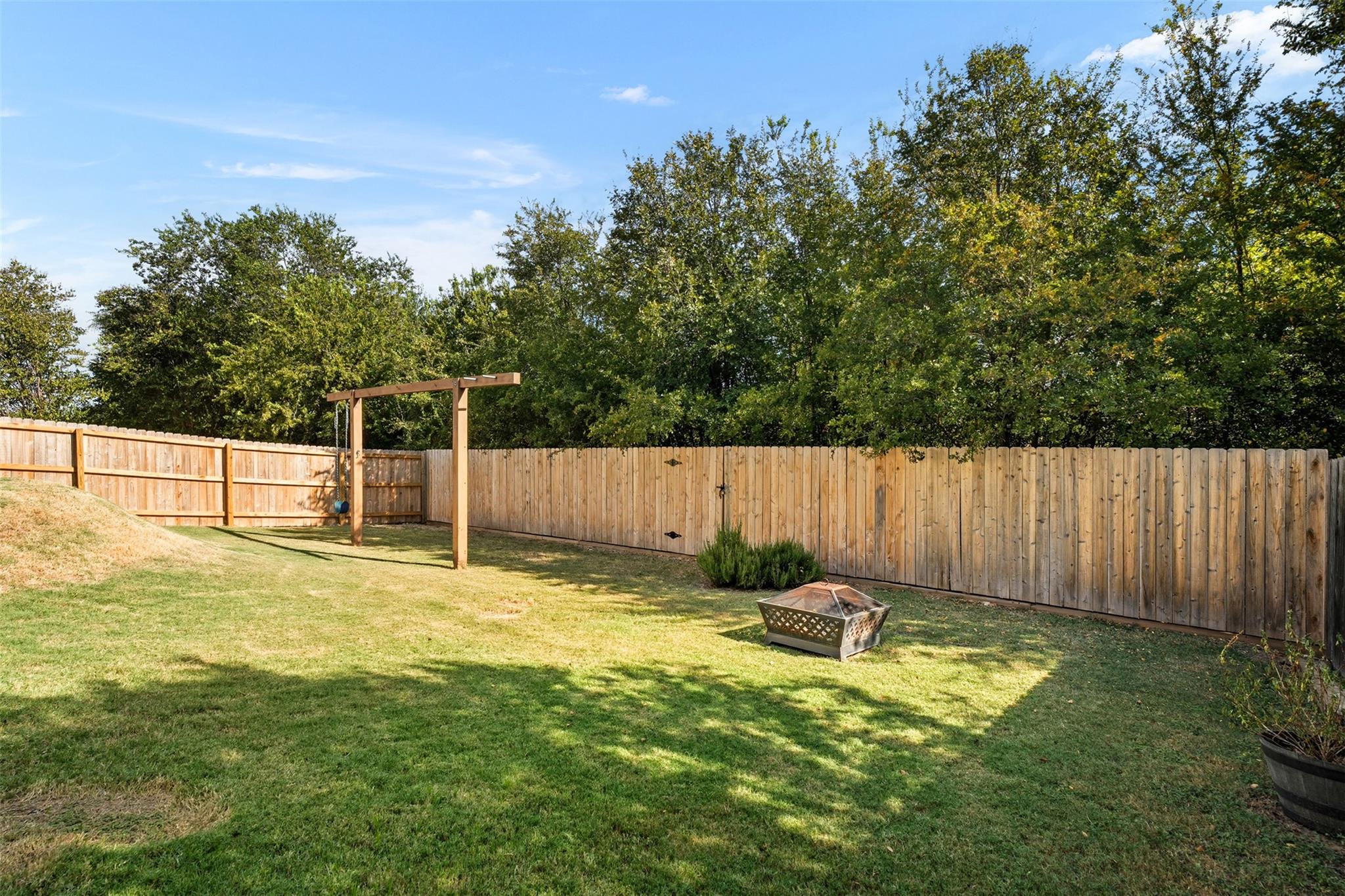 309 Golden Eagle Ln, Leander, TX 78641