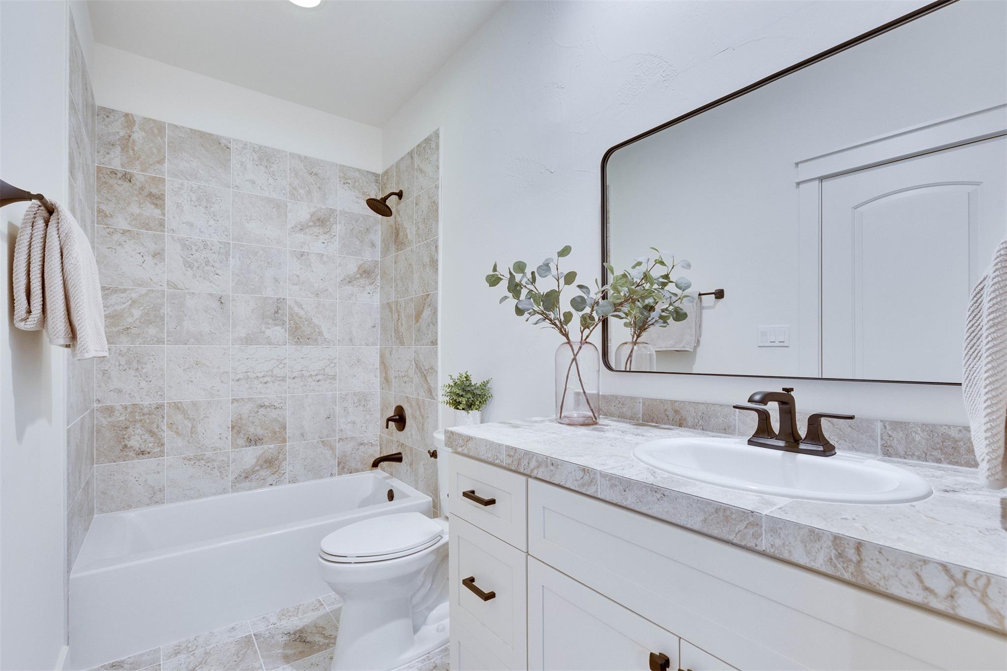 13601 Montview Dr, Austin, TX 78732