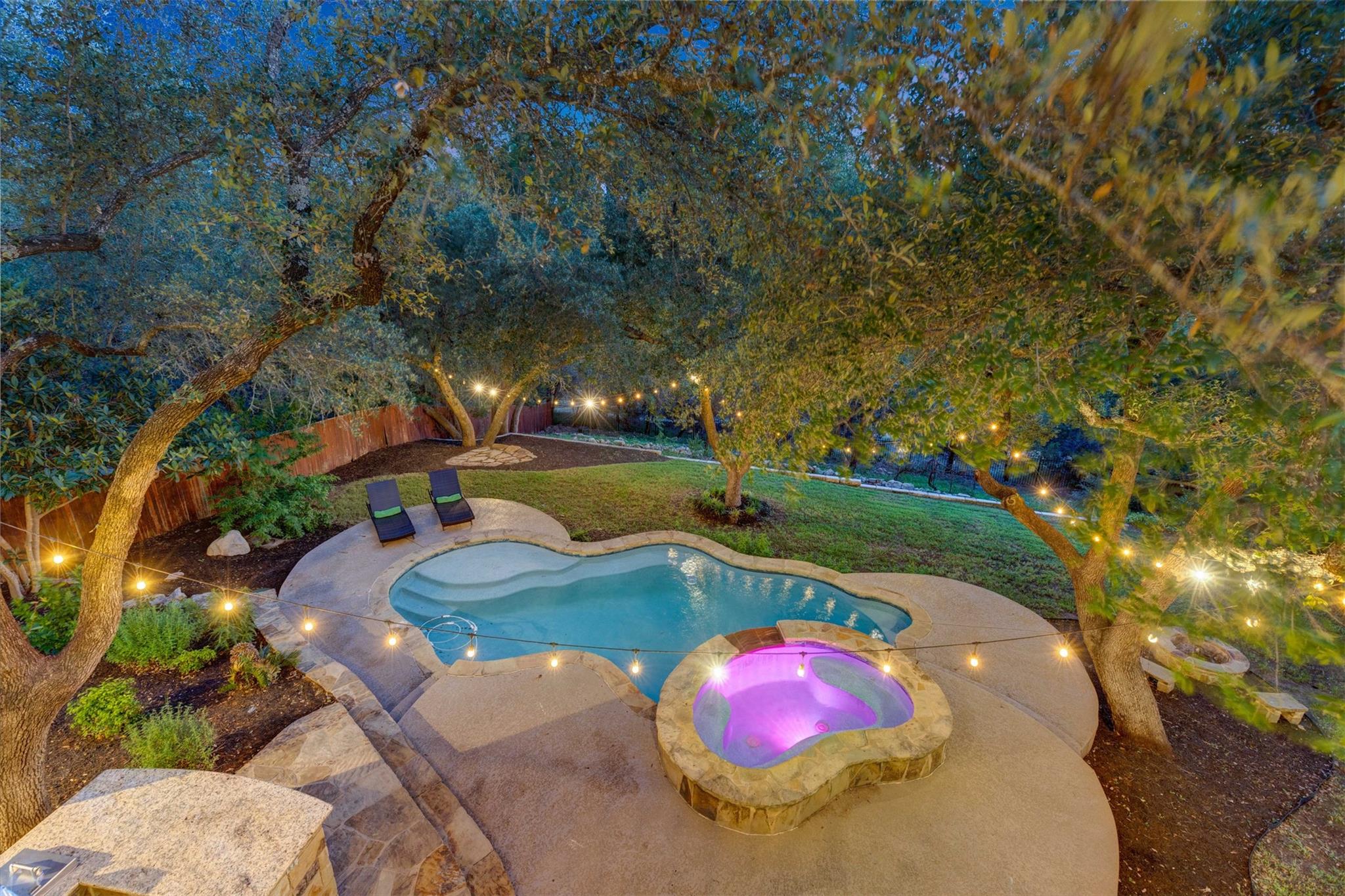 13601 Montview Dr, Austin, TX 78732