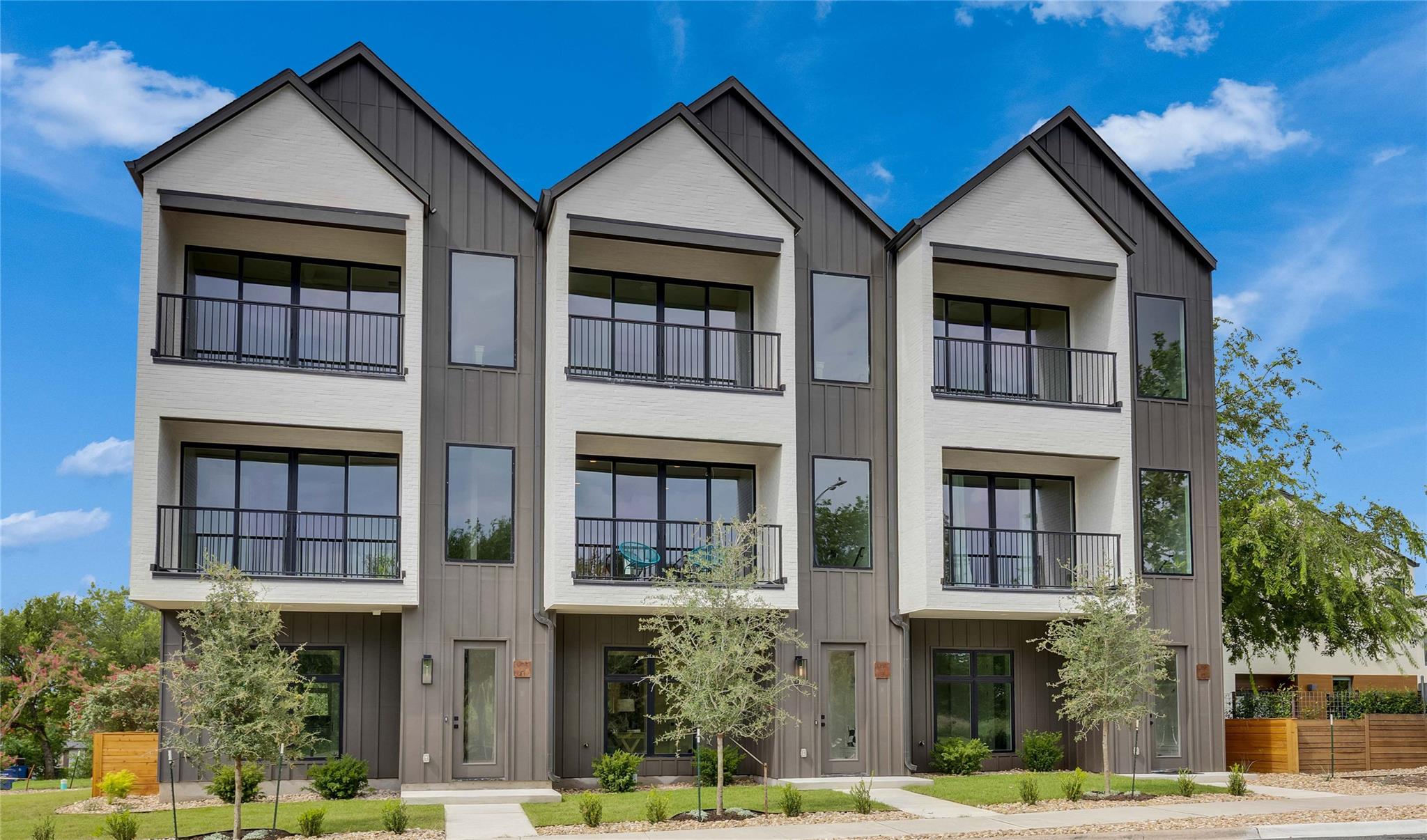 1937 E 38th 1/2 St # B, Austin, TX 78723