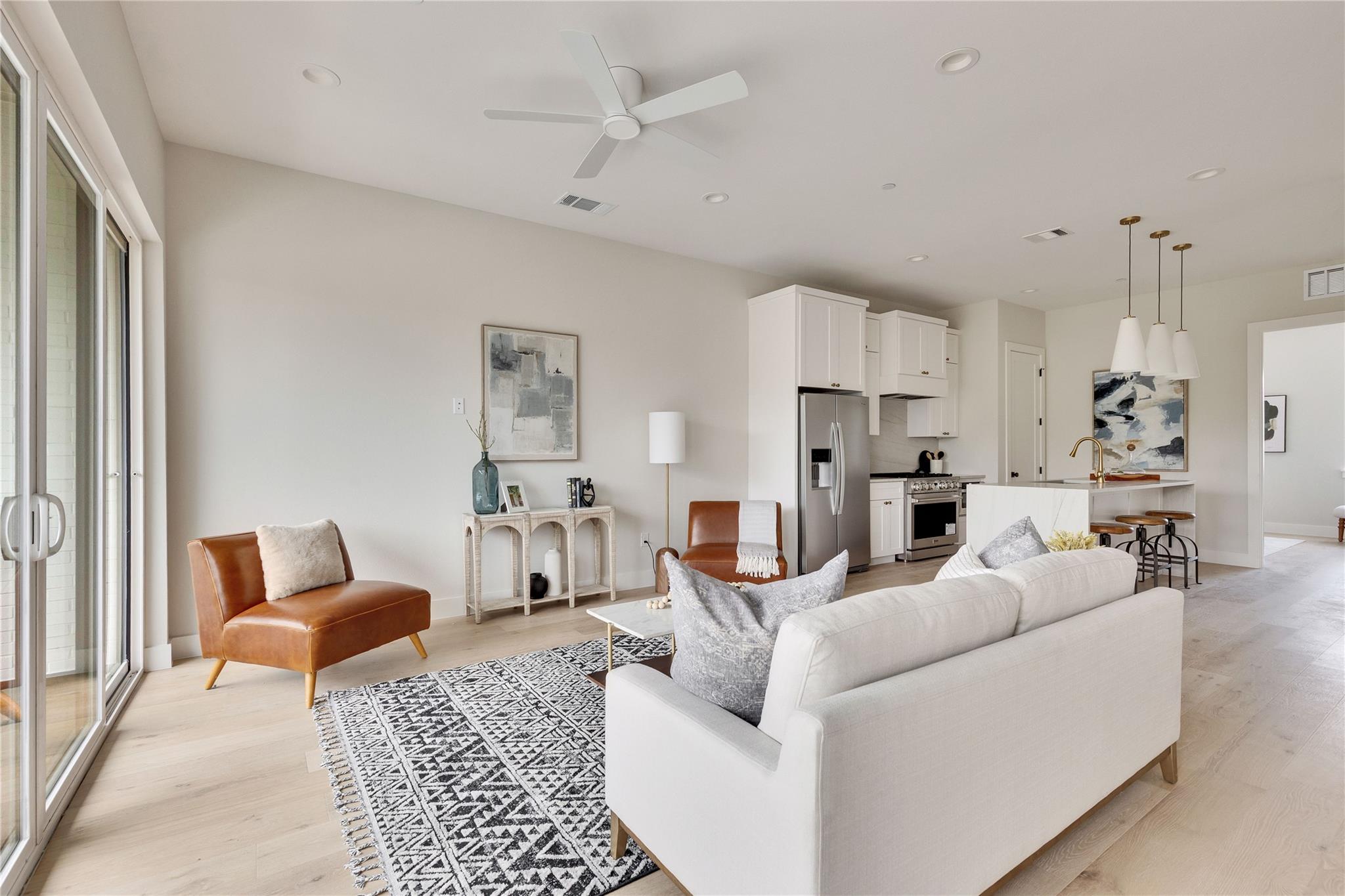 1937 E 38th 1/2 St # B, Austin, TX 78723