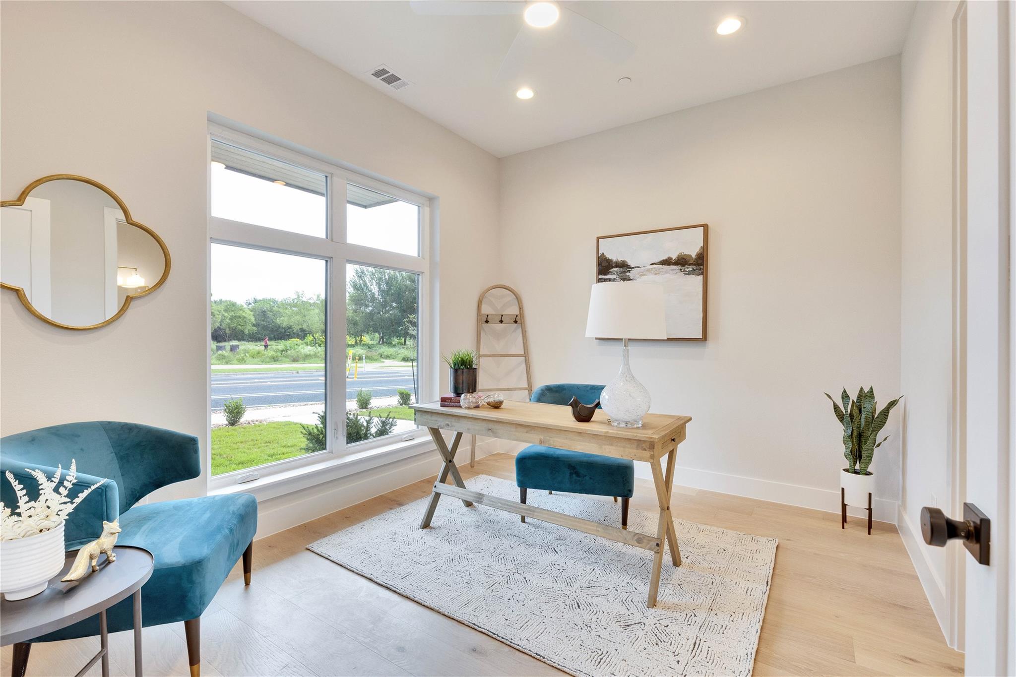 1937 E 38th 1/2 St # B, Austin, TX 78723