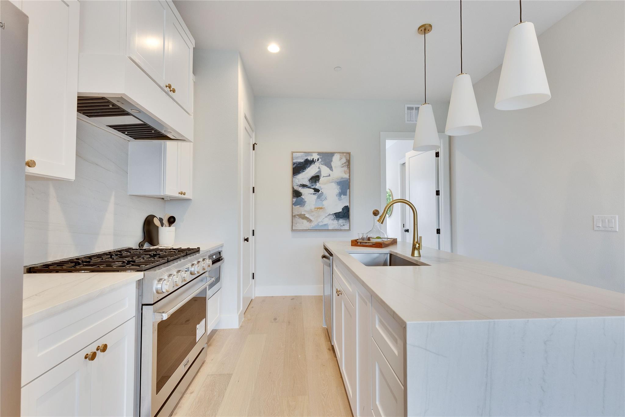 1937 E 38th 1/2 St # B, Austin, TX 78723