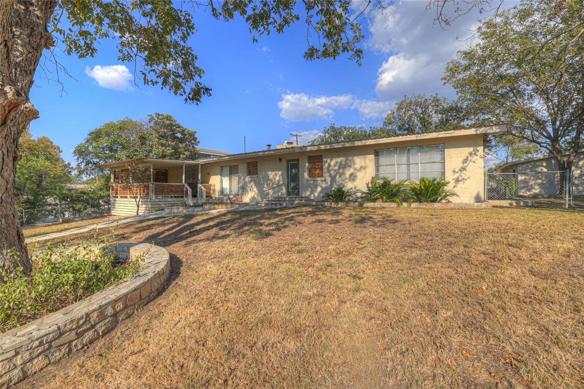 644 Cypress Rdg, McQueeney, TX 78123