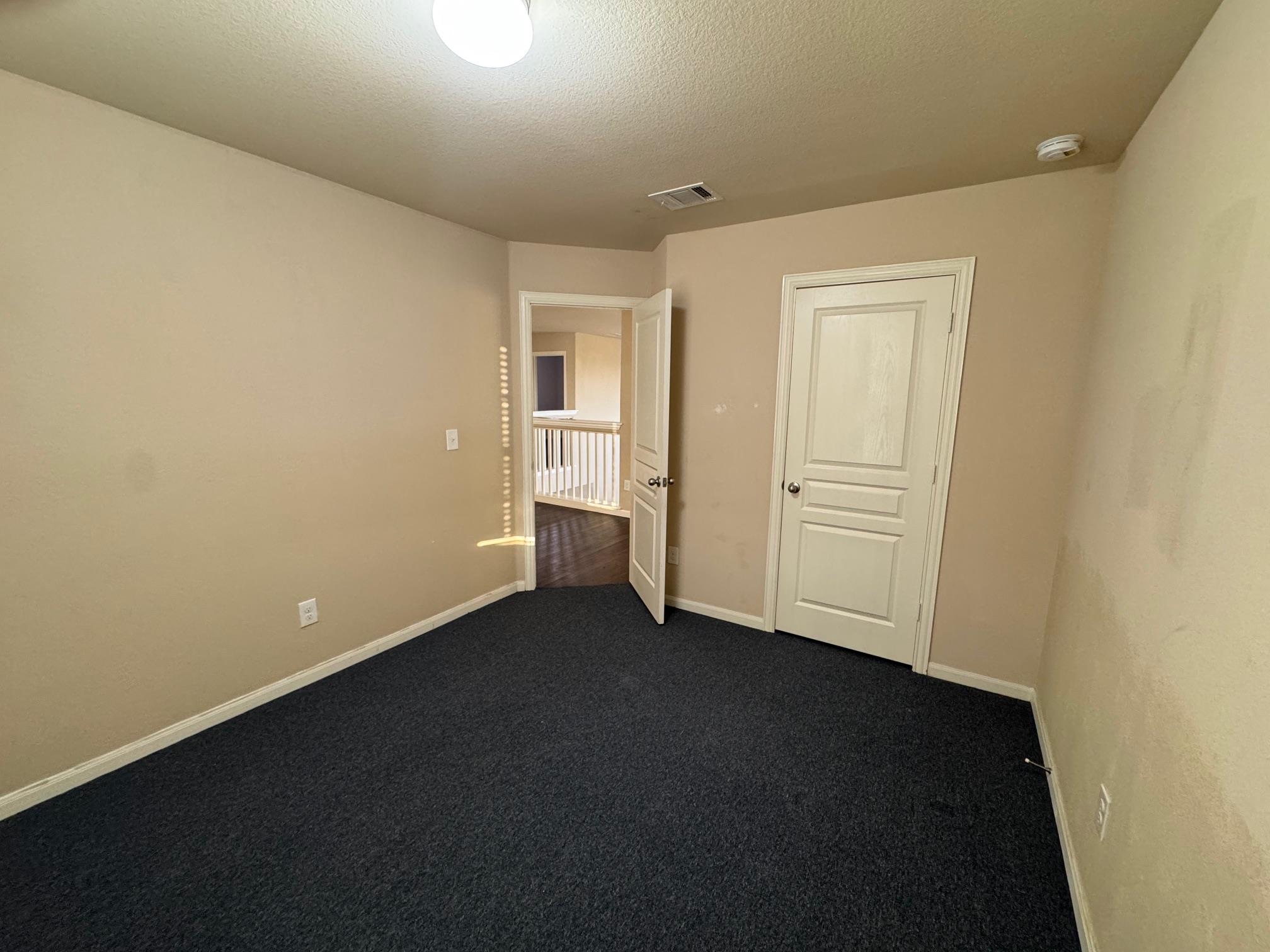 117 Kemah Ln, Kyle, TX 78640