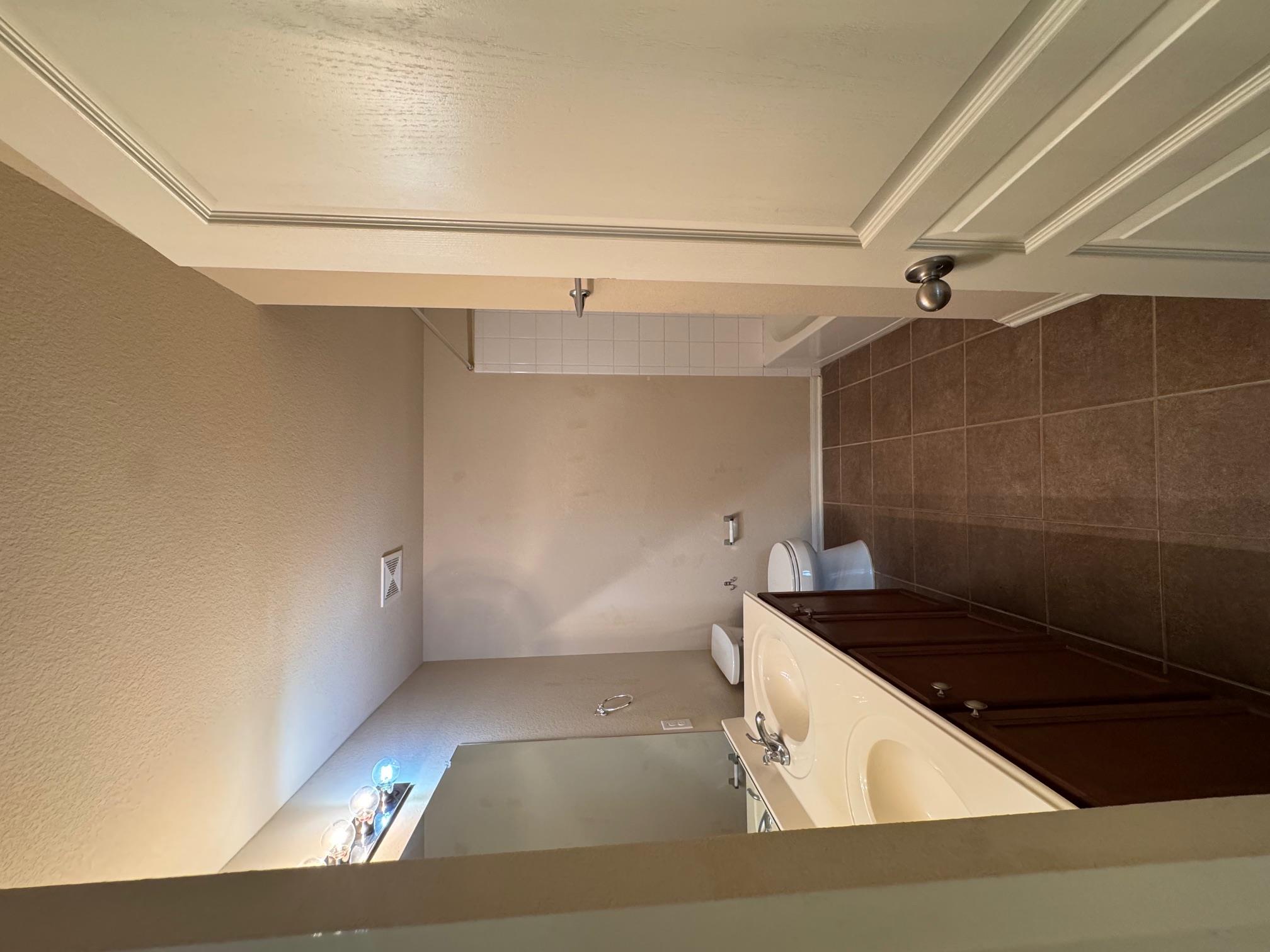 117 Kemah Ln, Kyle, TX 78640