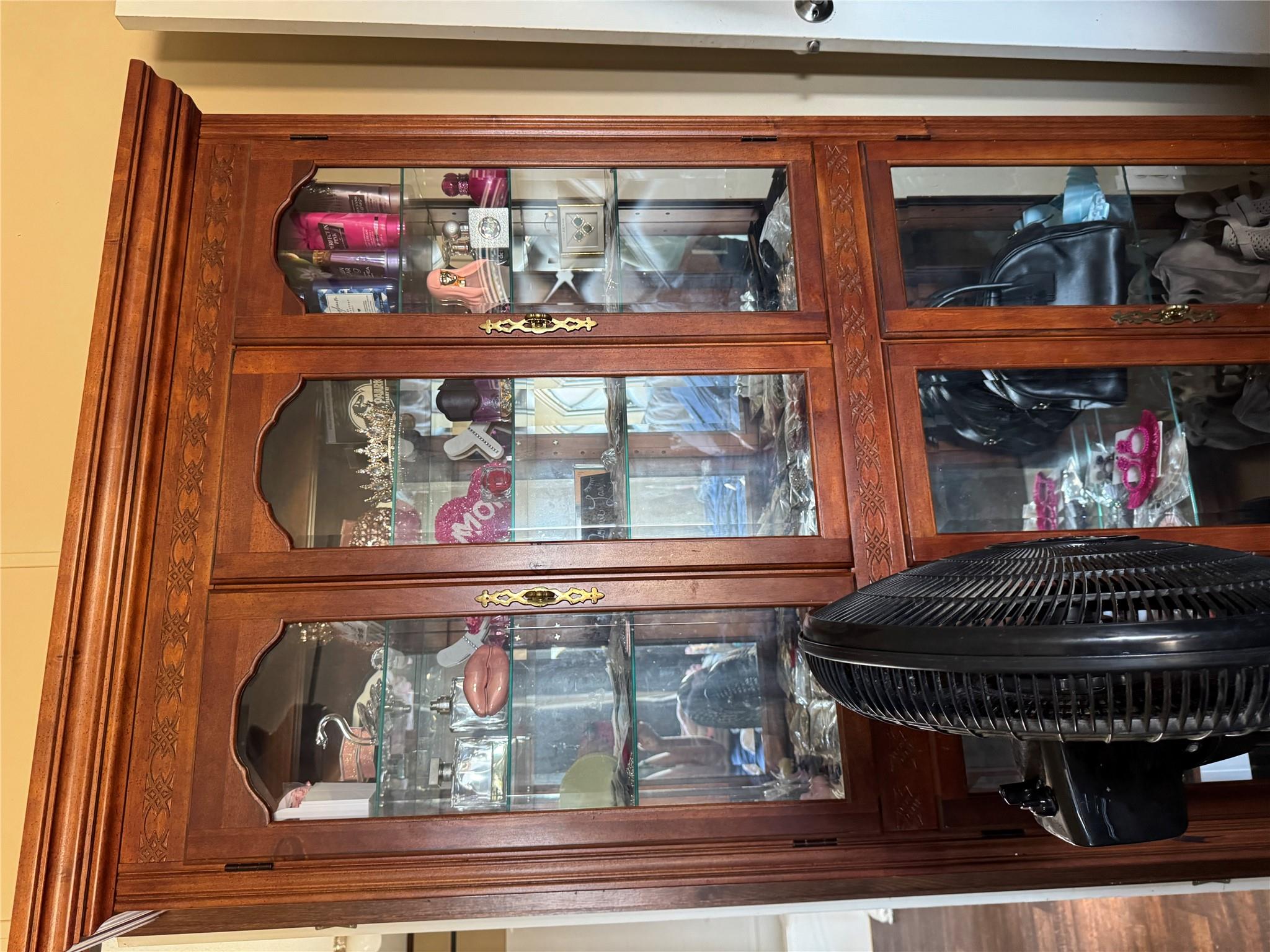 490 Rosewood Dr, Dale, TX 78616