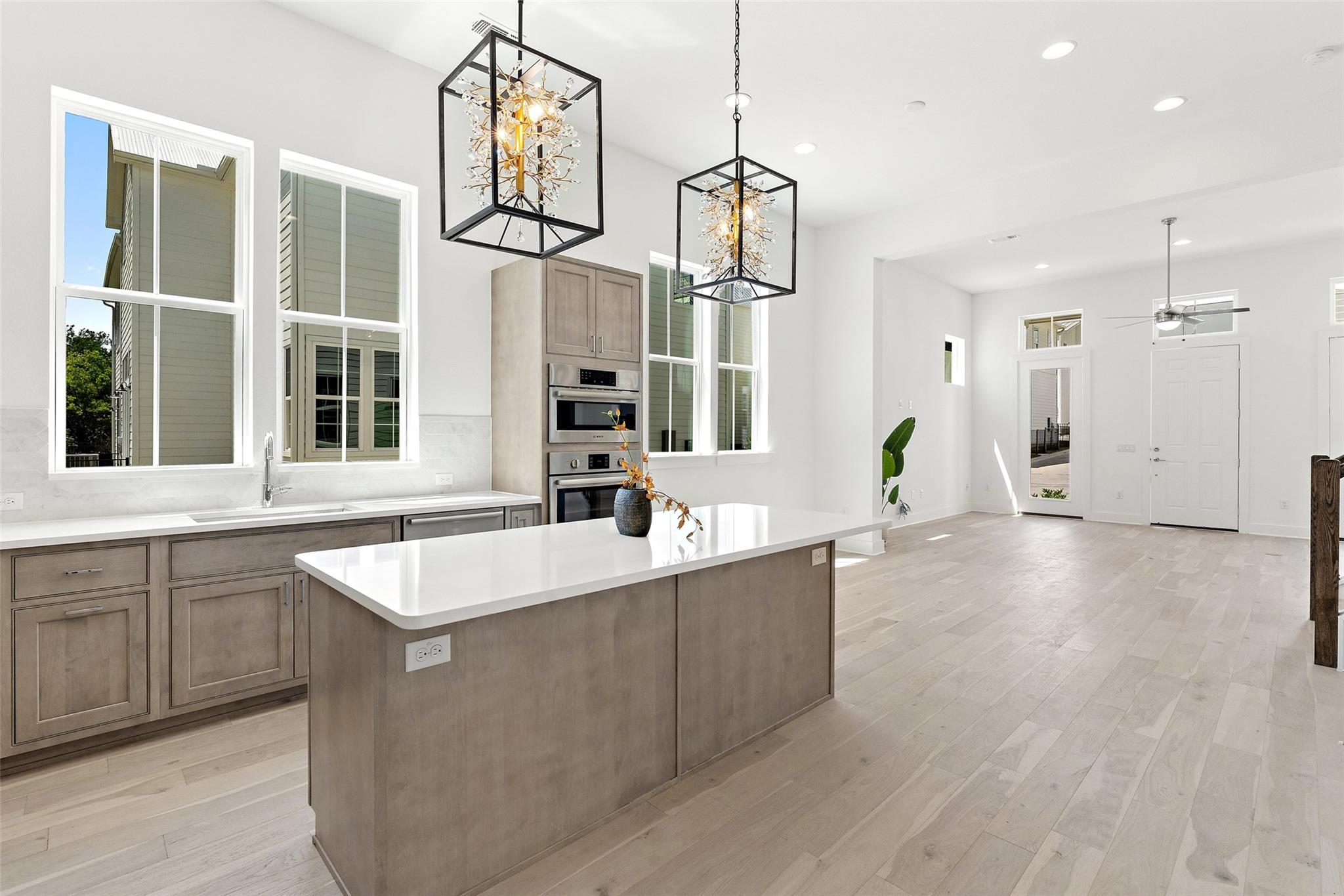 4505 Grassland Dr, Austin, TX 78723