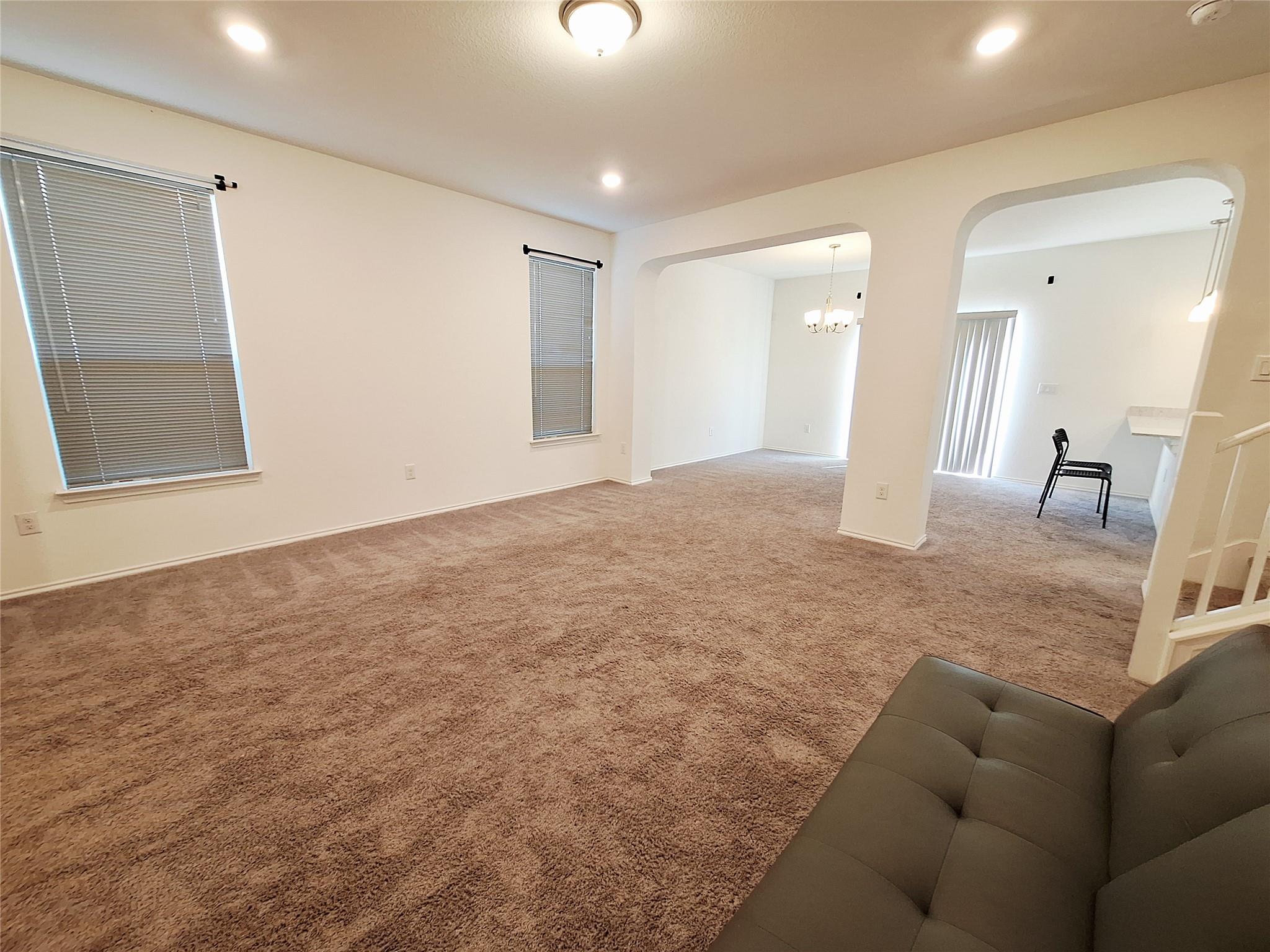 6413 Wagon Spring St, Del Valle, TX 78617