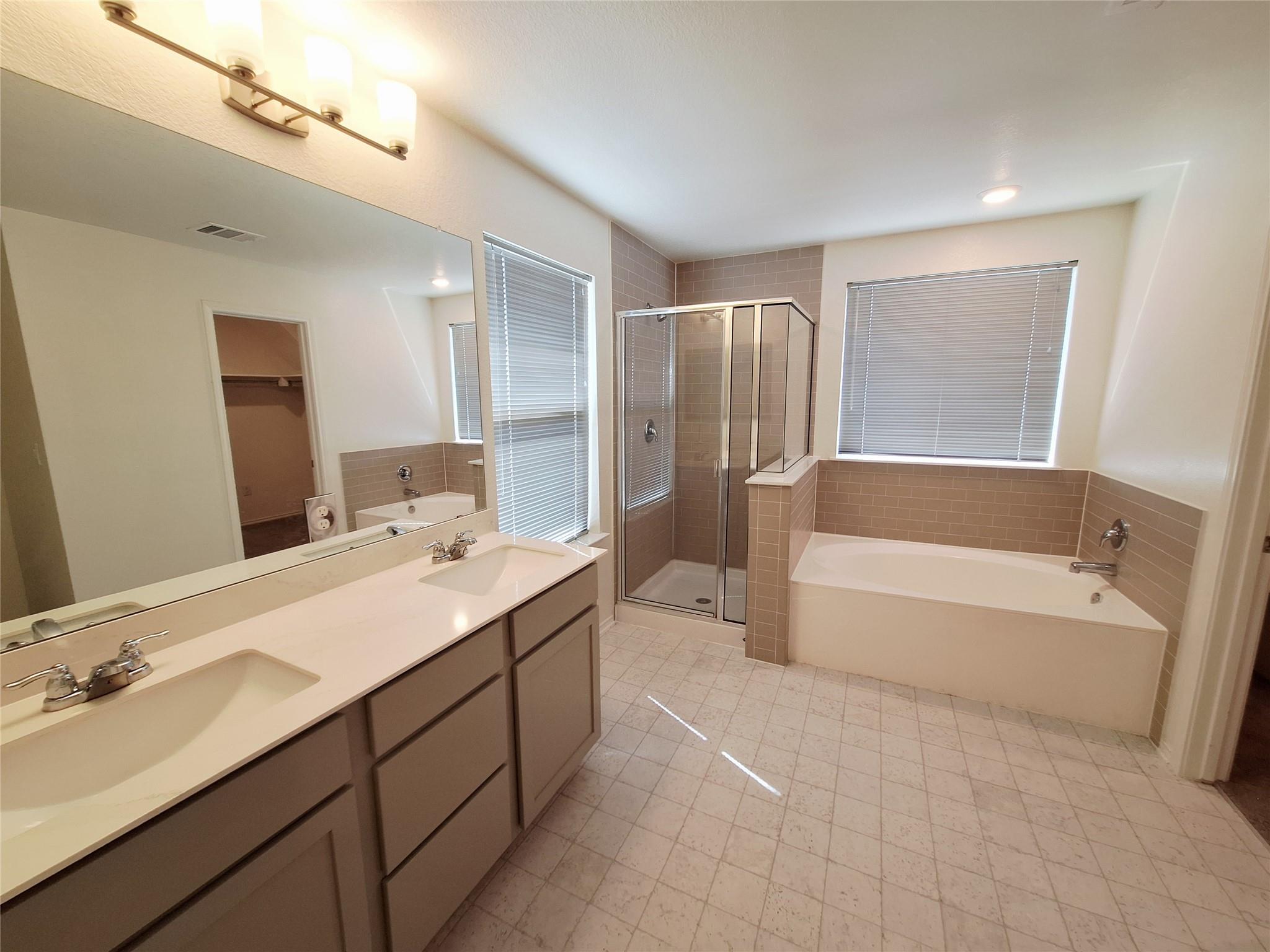 6413 Wagon Spring St, Del Valle, TX 78617