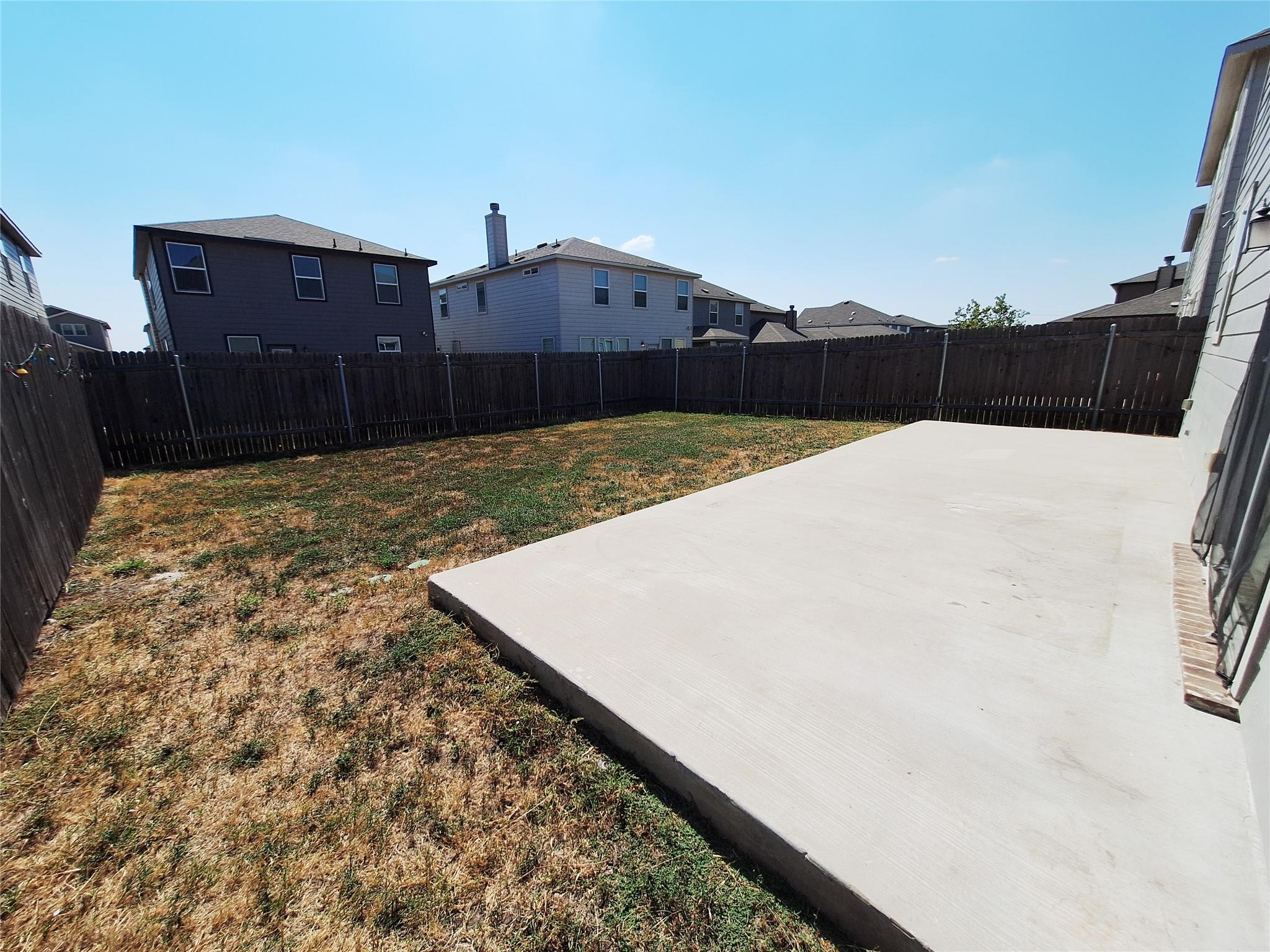 6413 Wagon Spring St, Del Valle, TX 78617