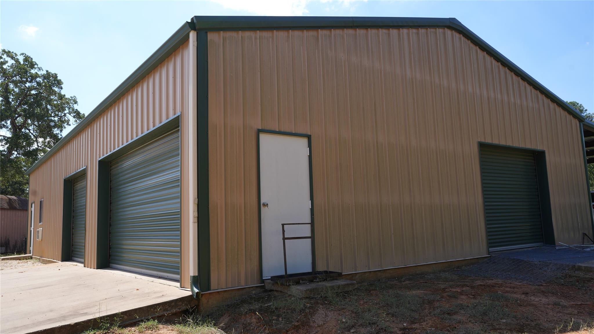 2438 Fm 535 Highway, Rosanky, TX 78953