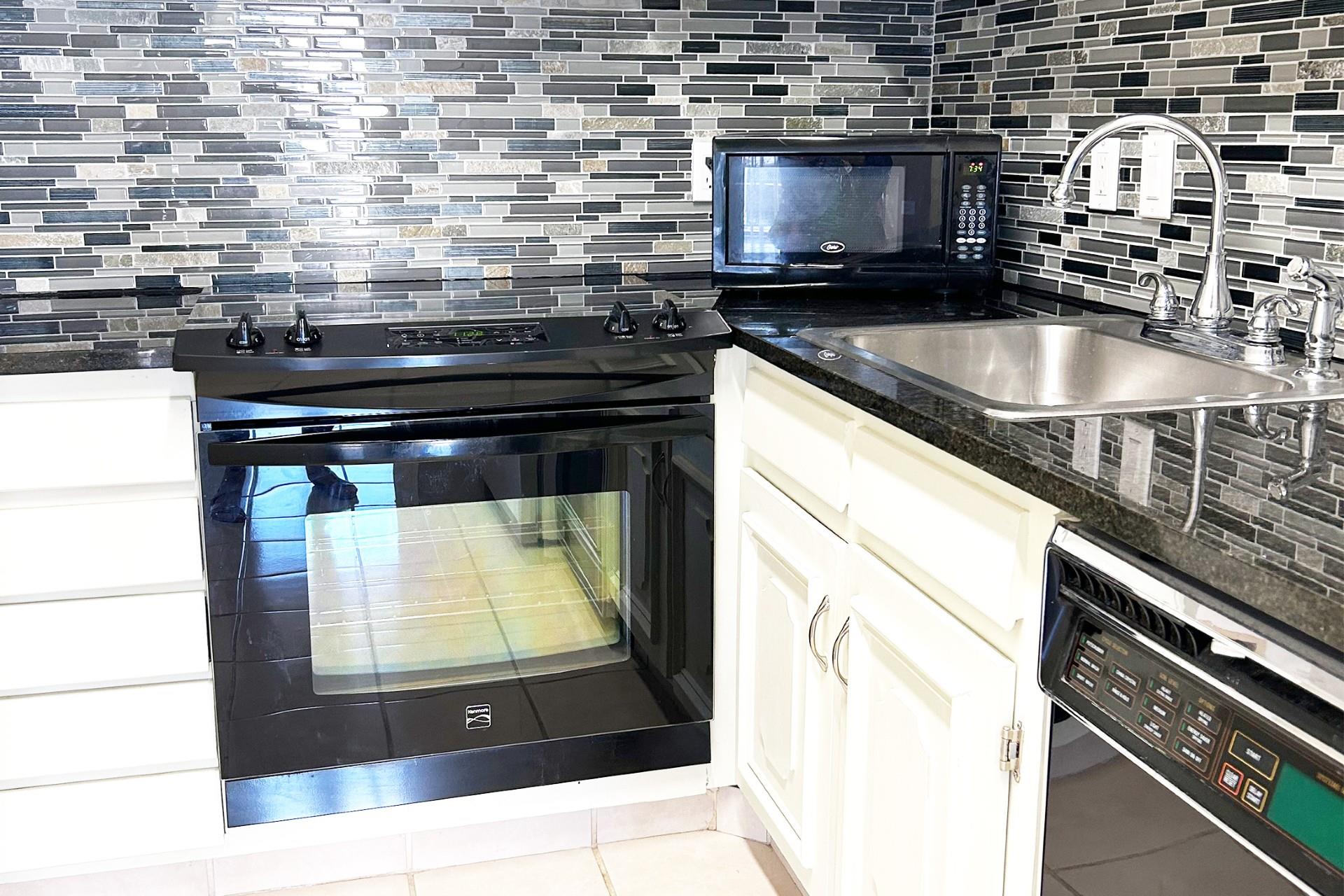 1122 Colorado St # 1101, Austin, TX 78701