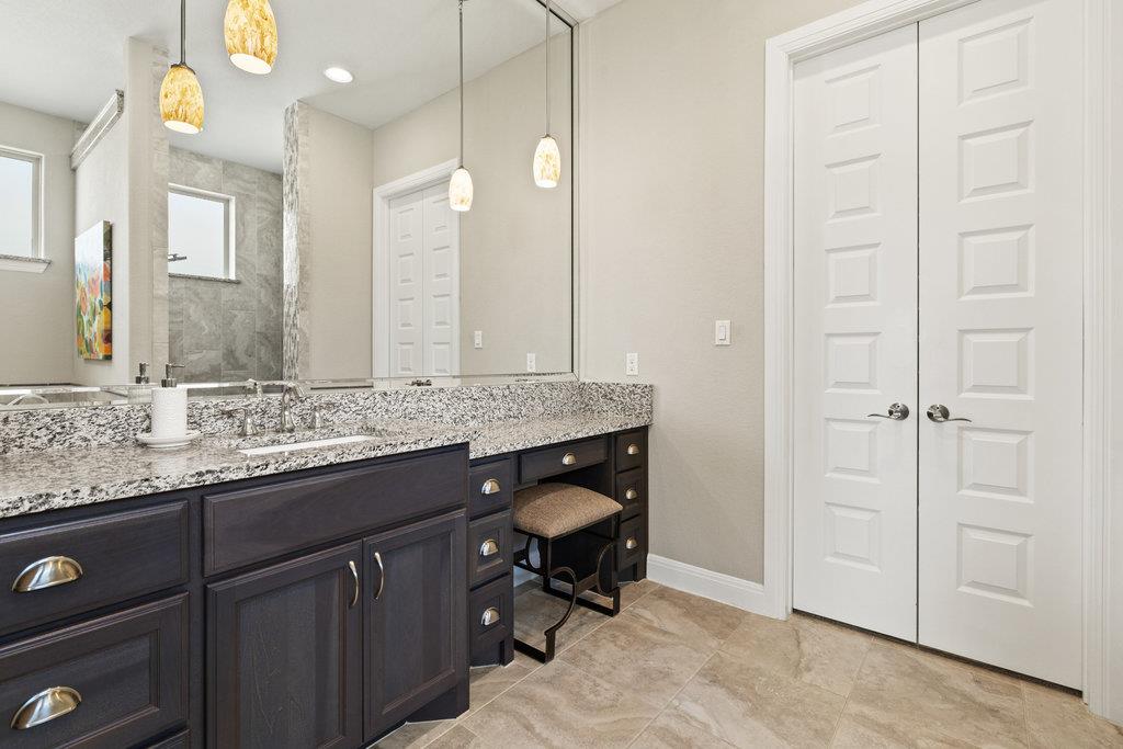 112 Charmstone Ln, Georgetown, TX 78628