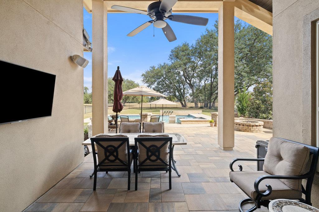 112 Charmstone Ln, Georgetown, TX 78628