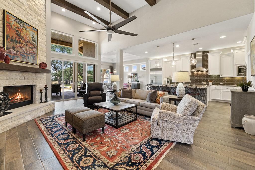 112 Charmstone Ln, Georgetown, TX 78628