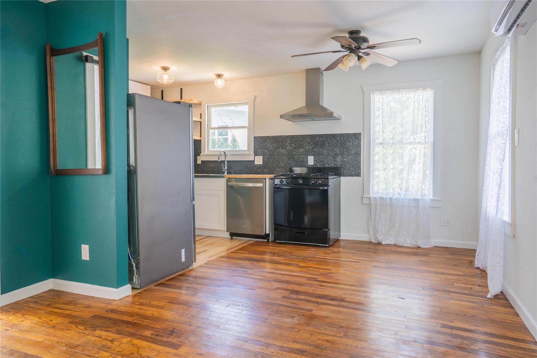 1148 Gunter St, Austin, TX 78721