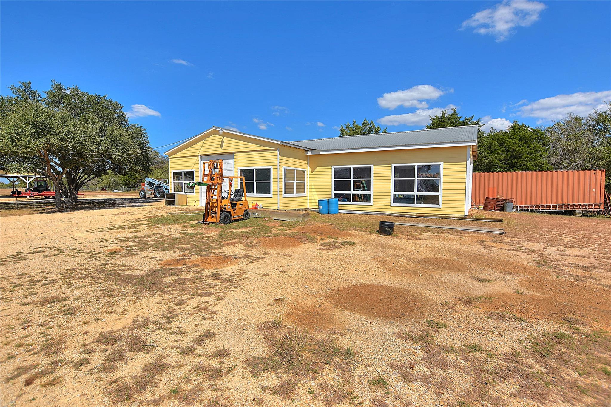 1133 Fm 20, Cedar Creek, TX 78612