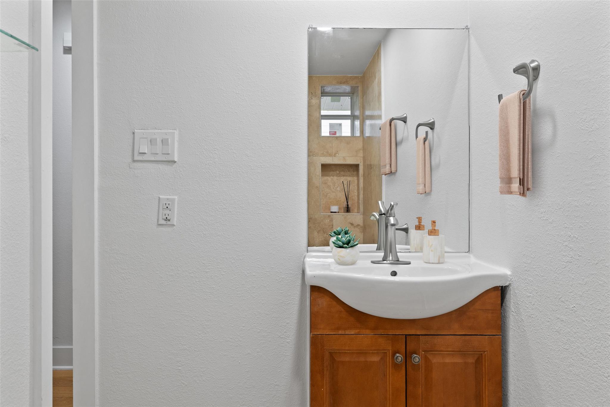 2410 Sharon Ln # A, Austin, TX 78703