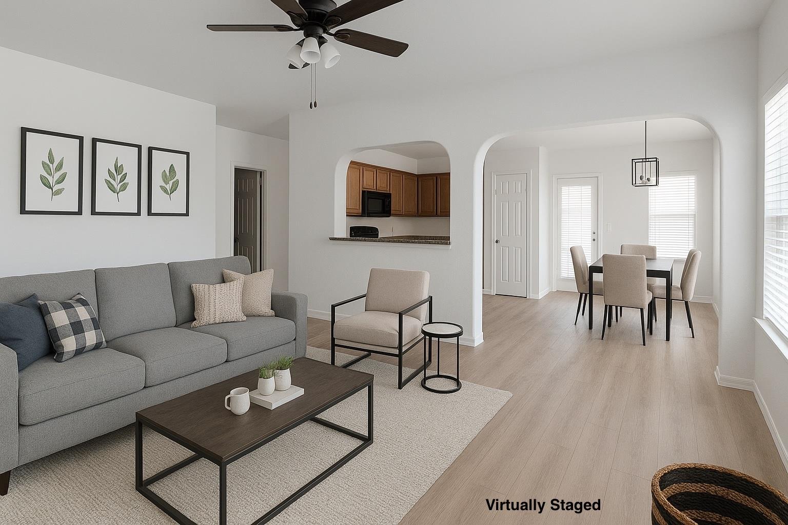 606 Lakemont Dr, Hutto, TX 78634