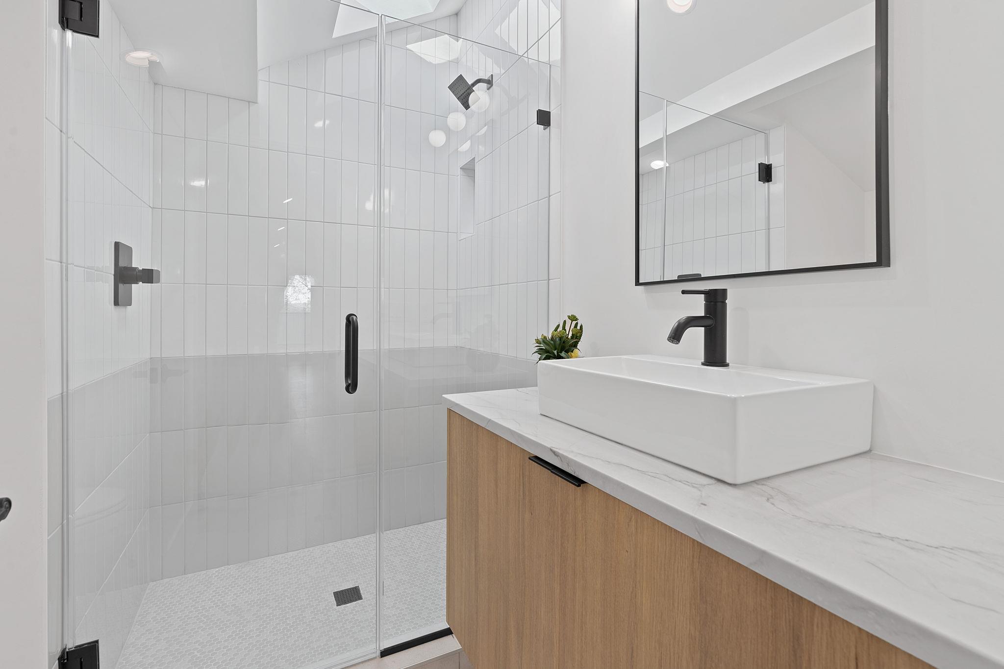 2704 Canterbury St # A, Austin, TX 78702