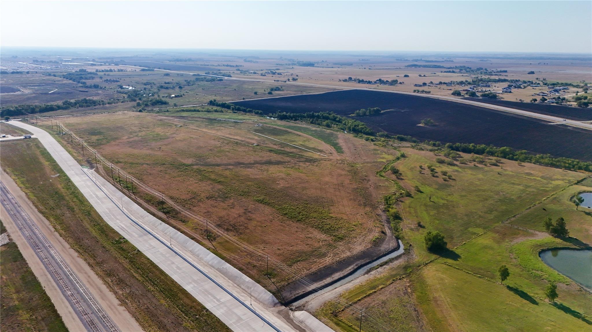 151 RCR Pkwy, Taylor, TX 76574