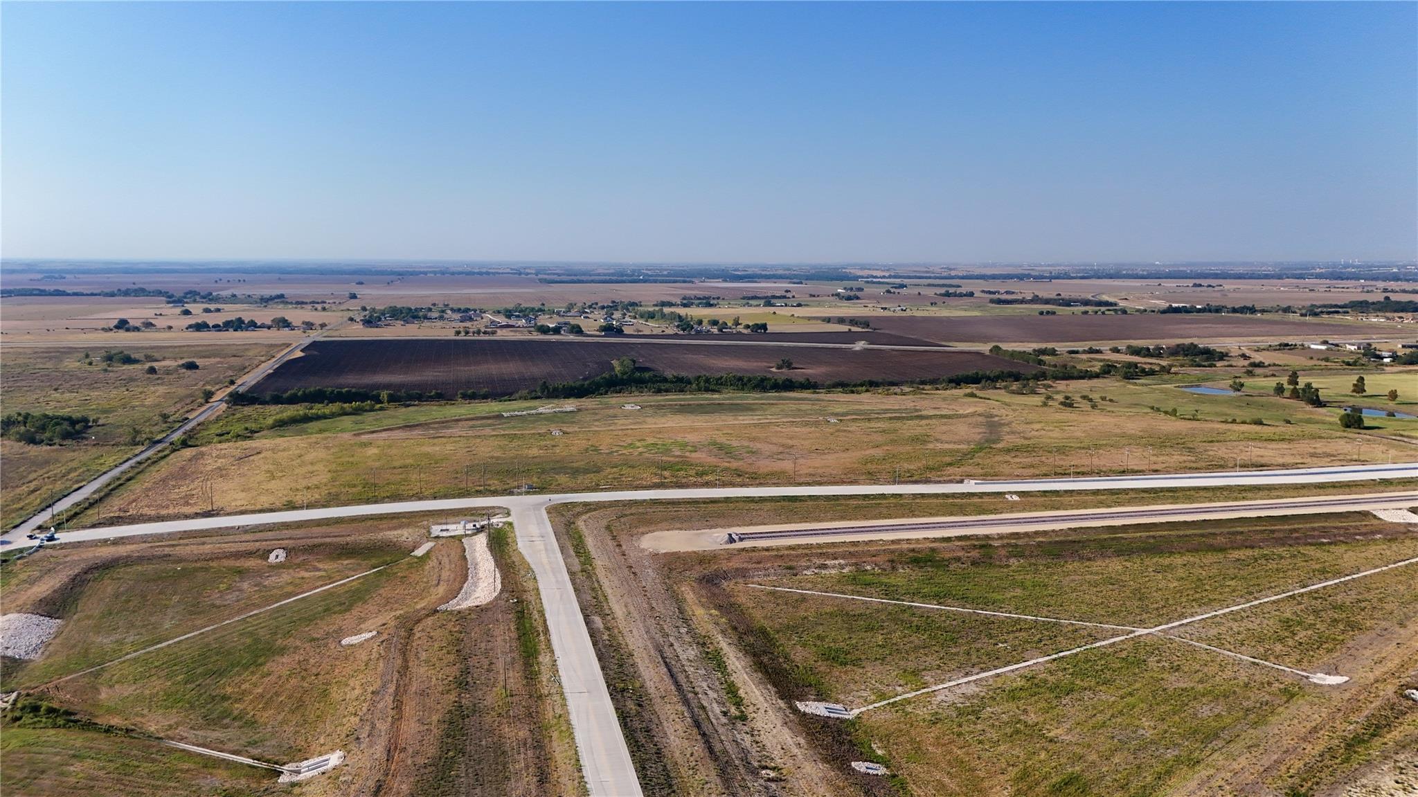 151 RCR Pkwy, Taylor, TX 76574