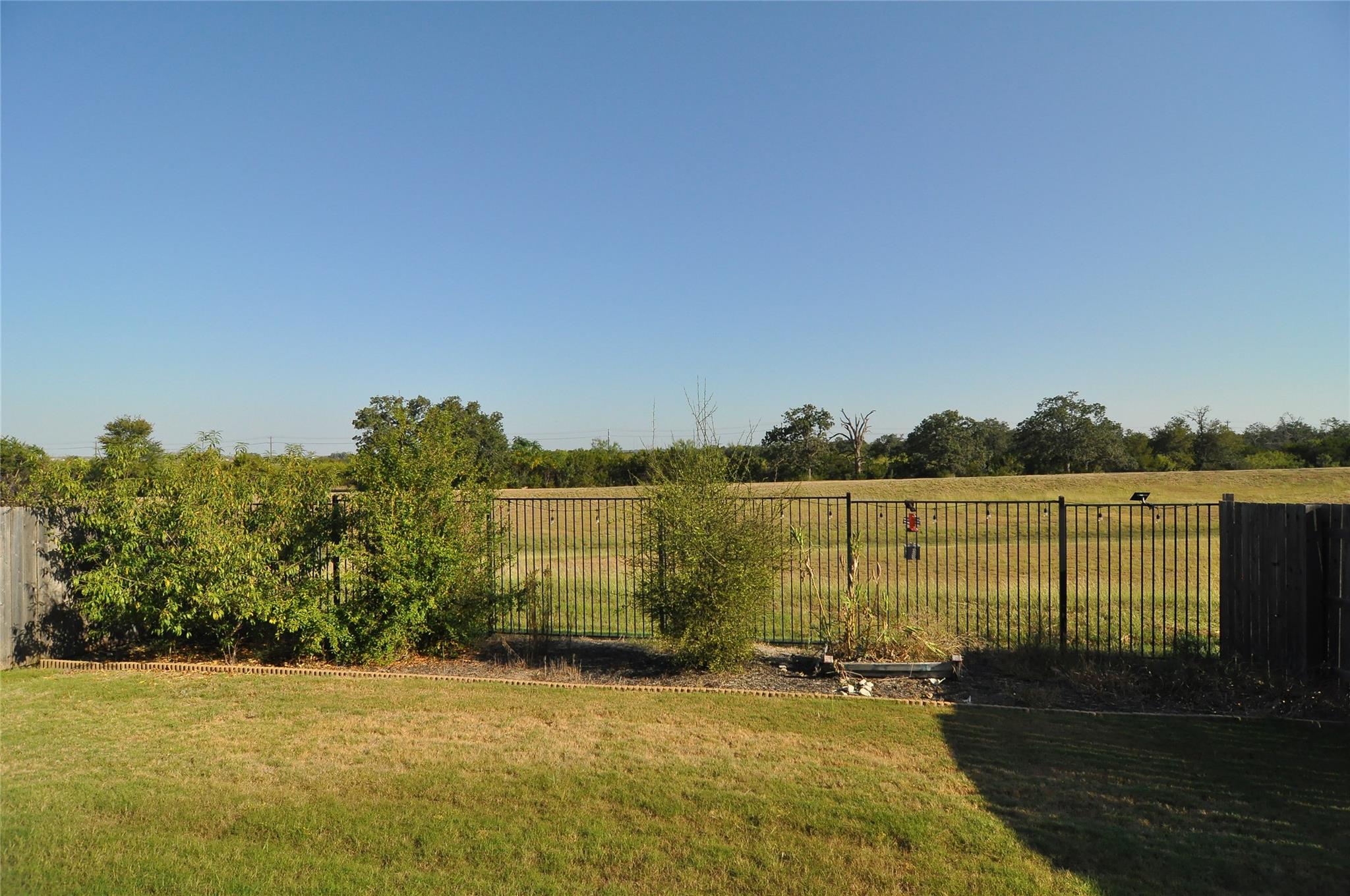 150 Russet Trl, Georgetown, TX 78628