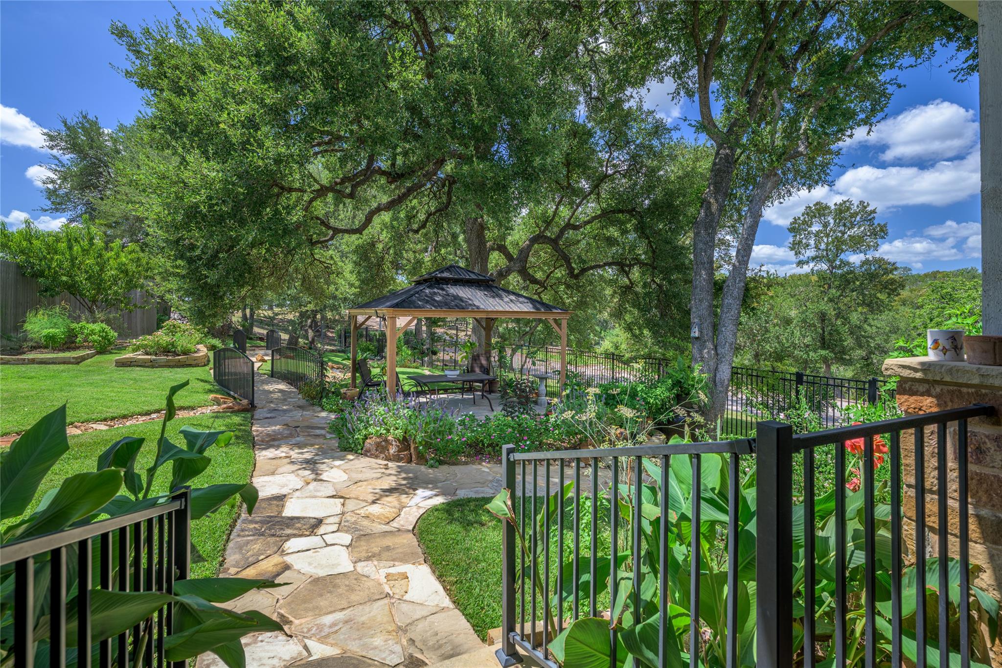 100 Kathleen Ave, La Grange, TX 78945