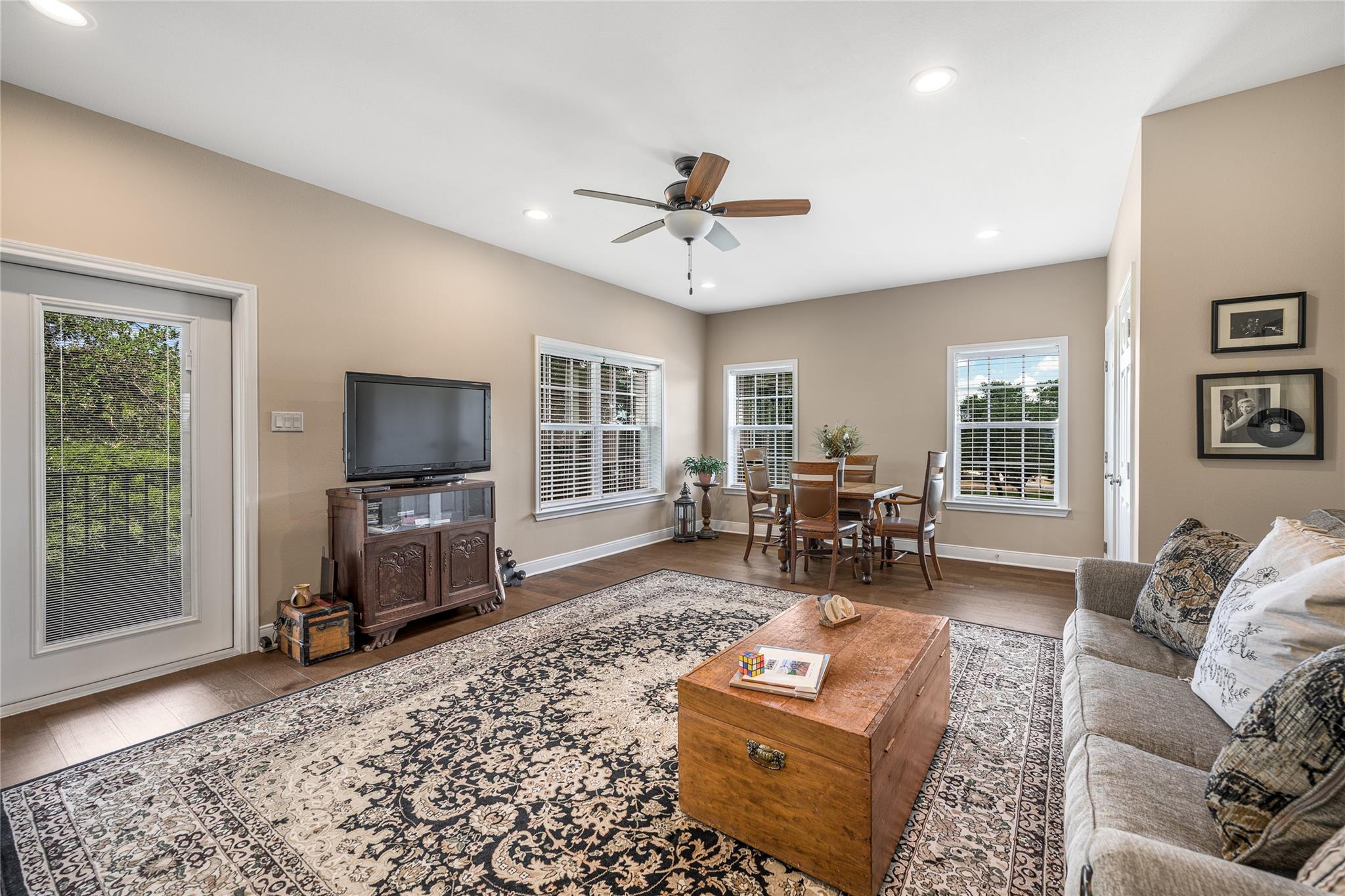 100 Kathleen Ave, La Grange, TX 78945