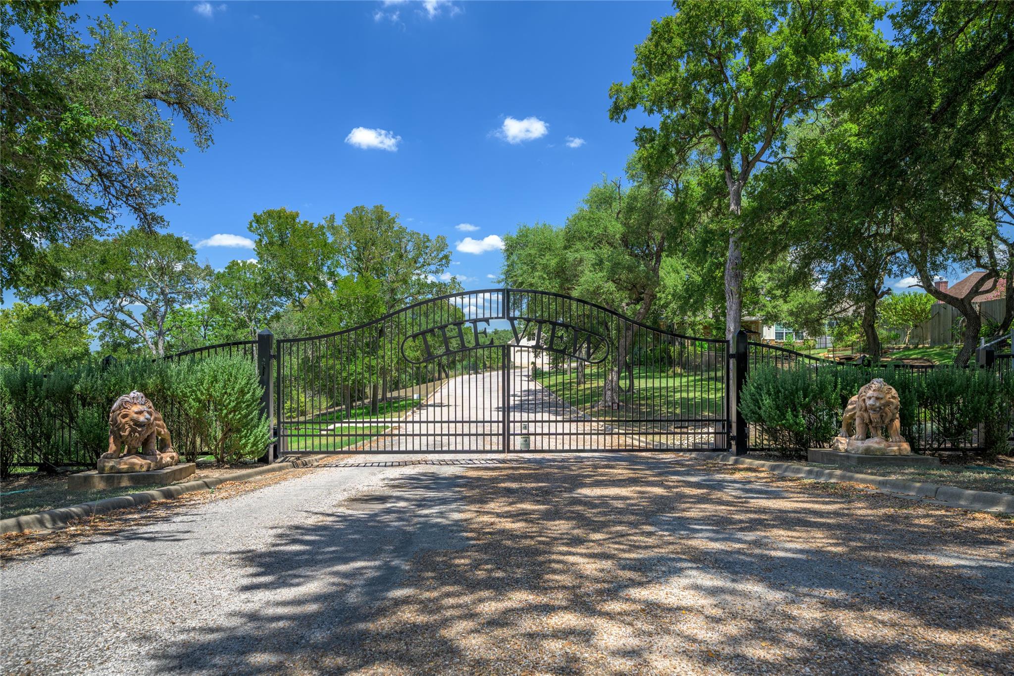 100 Kathleen Ave, La Grange, TX 78945