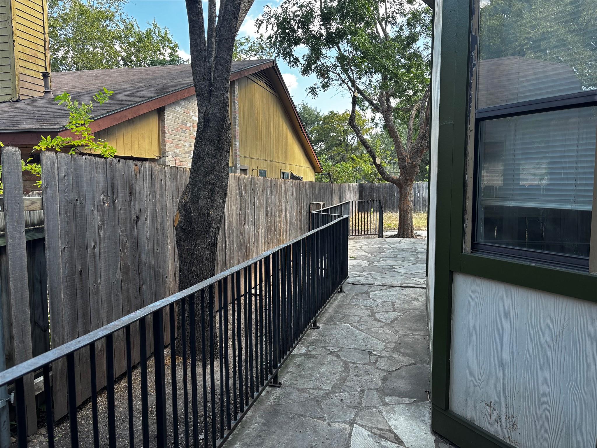 12413 Deer Falls Dr # B, Austin, TX 78729