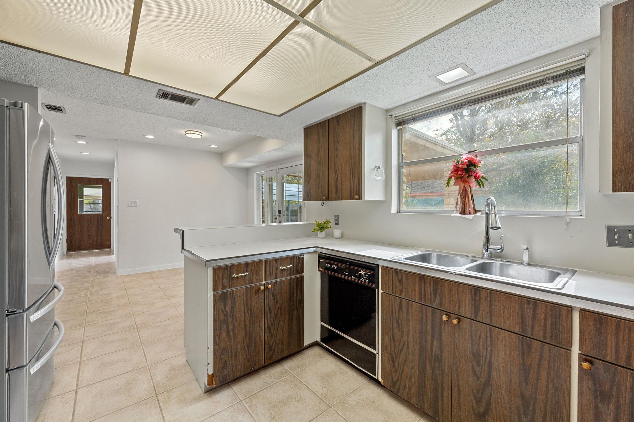 11509 Circle Dr, Austin, TX 78748