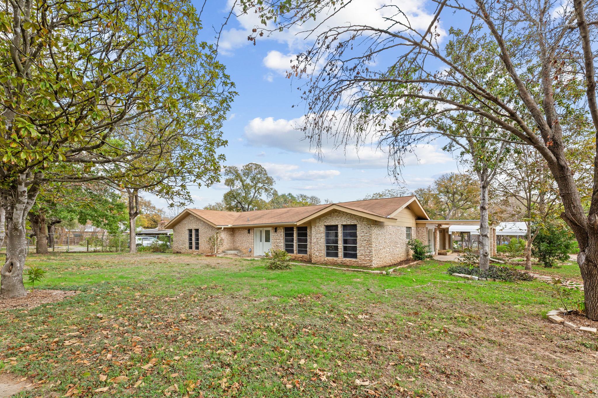 11509 Circle Dr, Austin, TX 78748