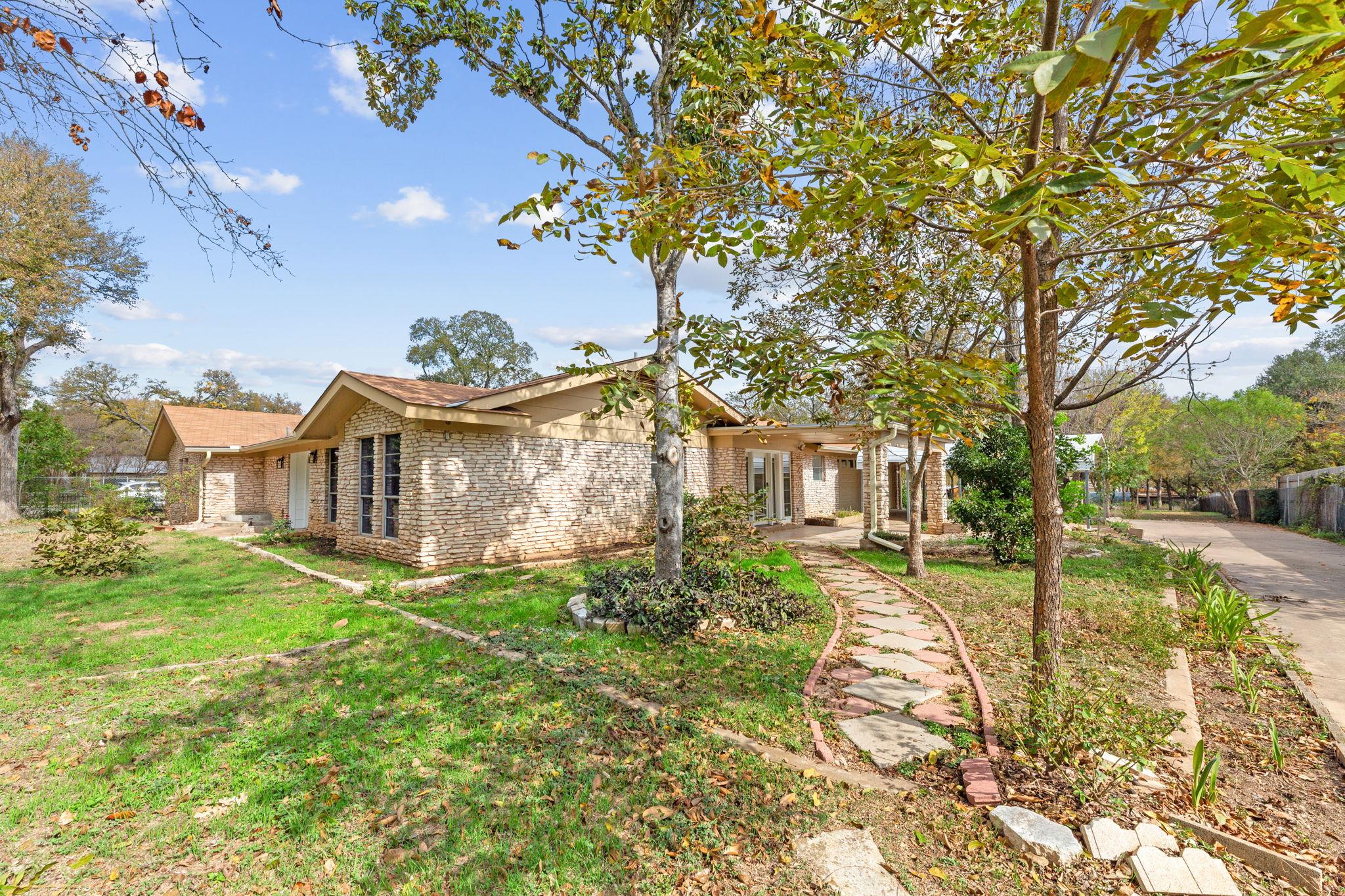 11509 Circle Dr, Austin, TX 78748